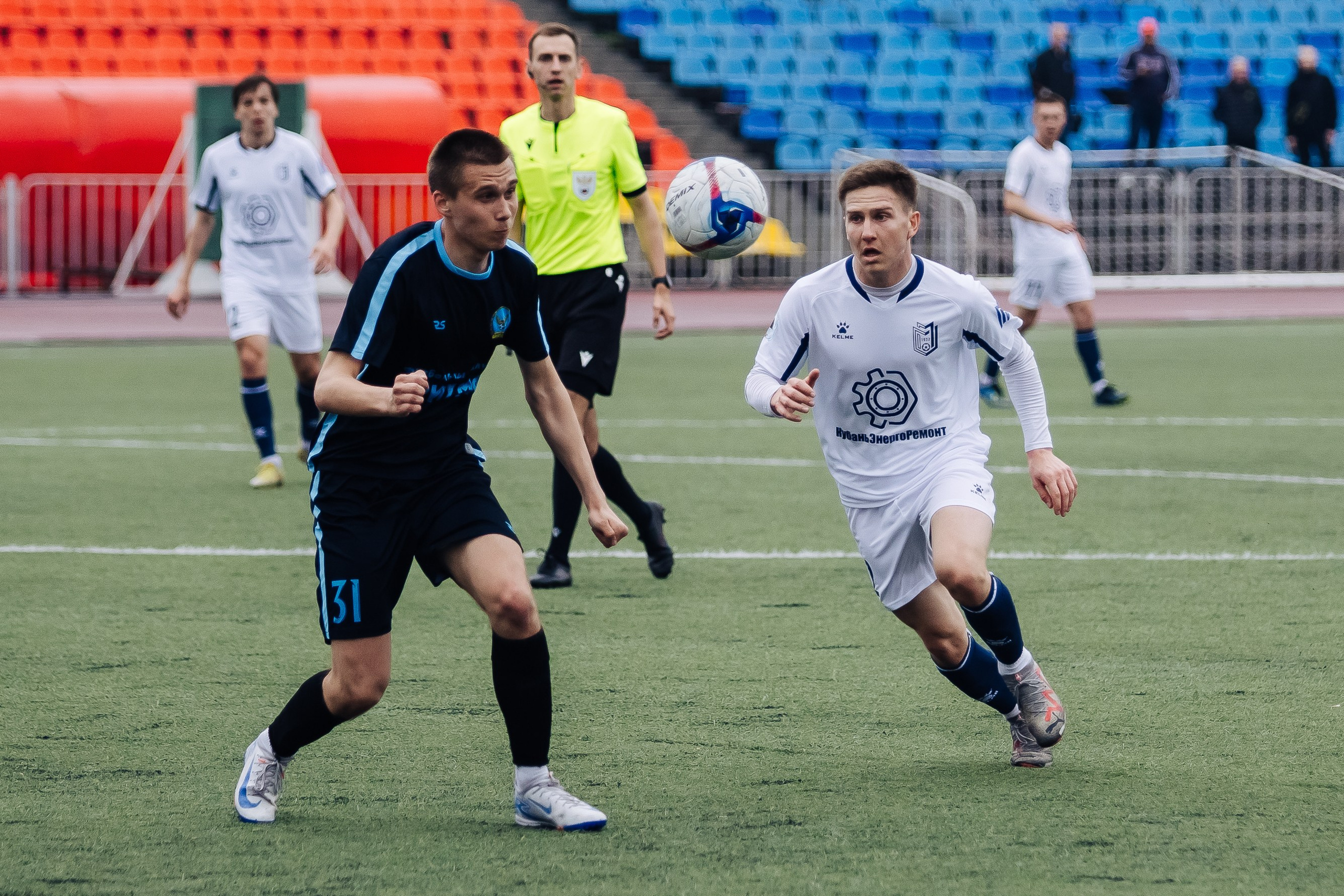 ФК «Металлург-Магнитогорск» — ФК «Триумф» // 03.05.25. Денис Прохоров Фотограф в г. Магнитогорск