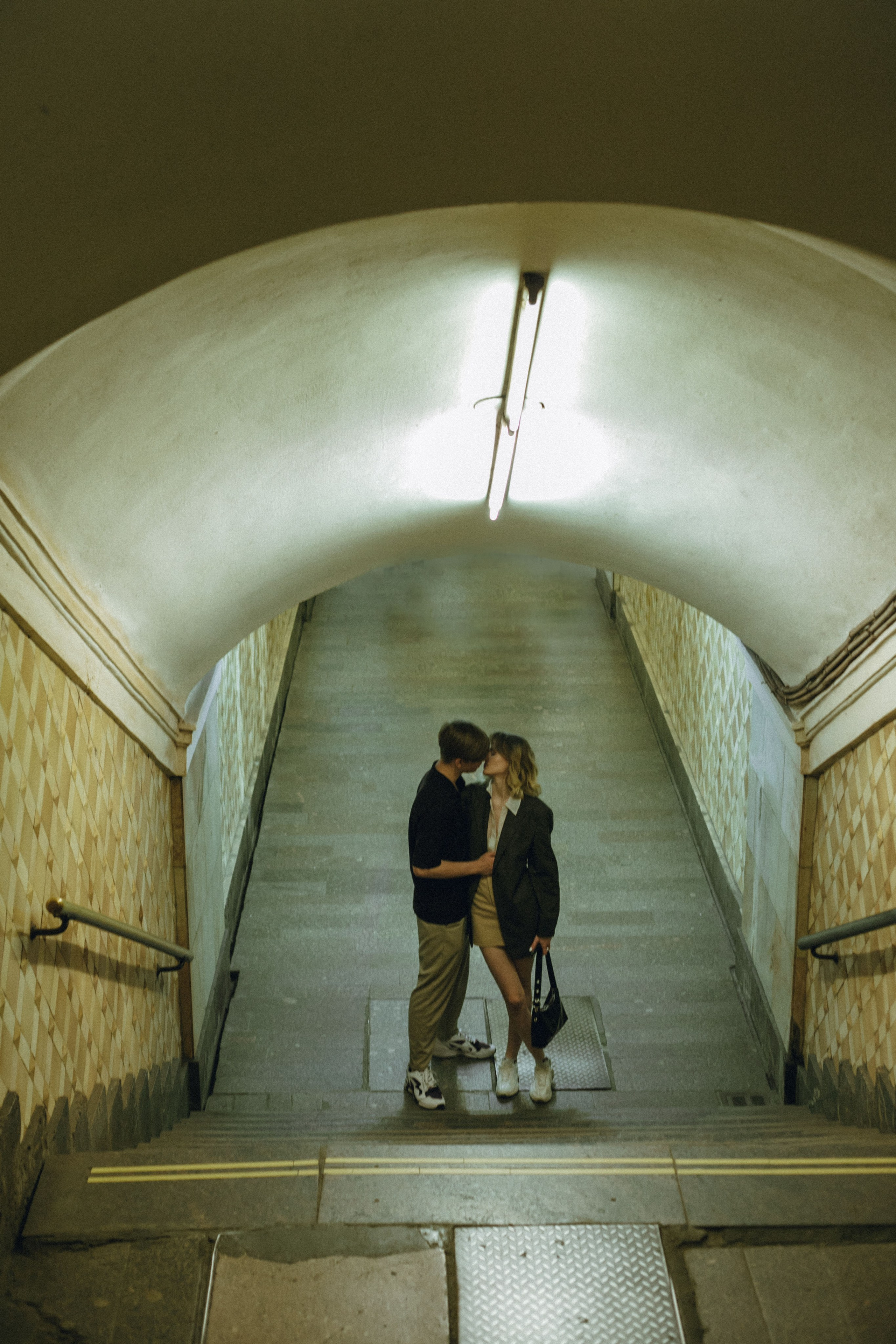 Lovestory в метро. Свадебный фотограф в Москве Элина Ларченкова. Фото, которые цепляют