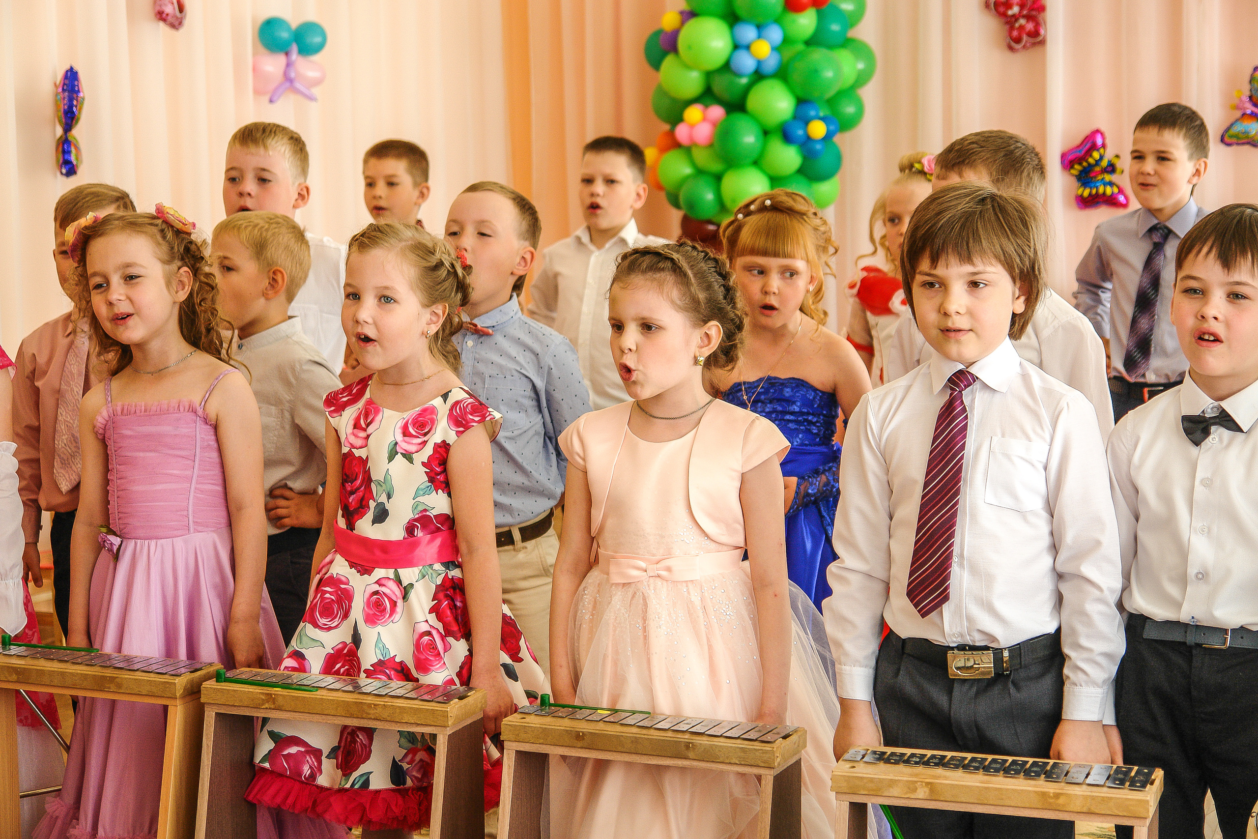 Выпускной в детском саду. Фотосъемка в детском саду и школе. Фотоальбомы и фотокниги ВЫПУСКНИК