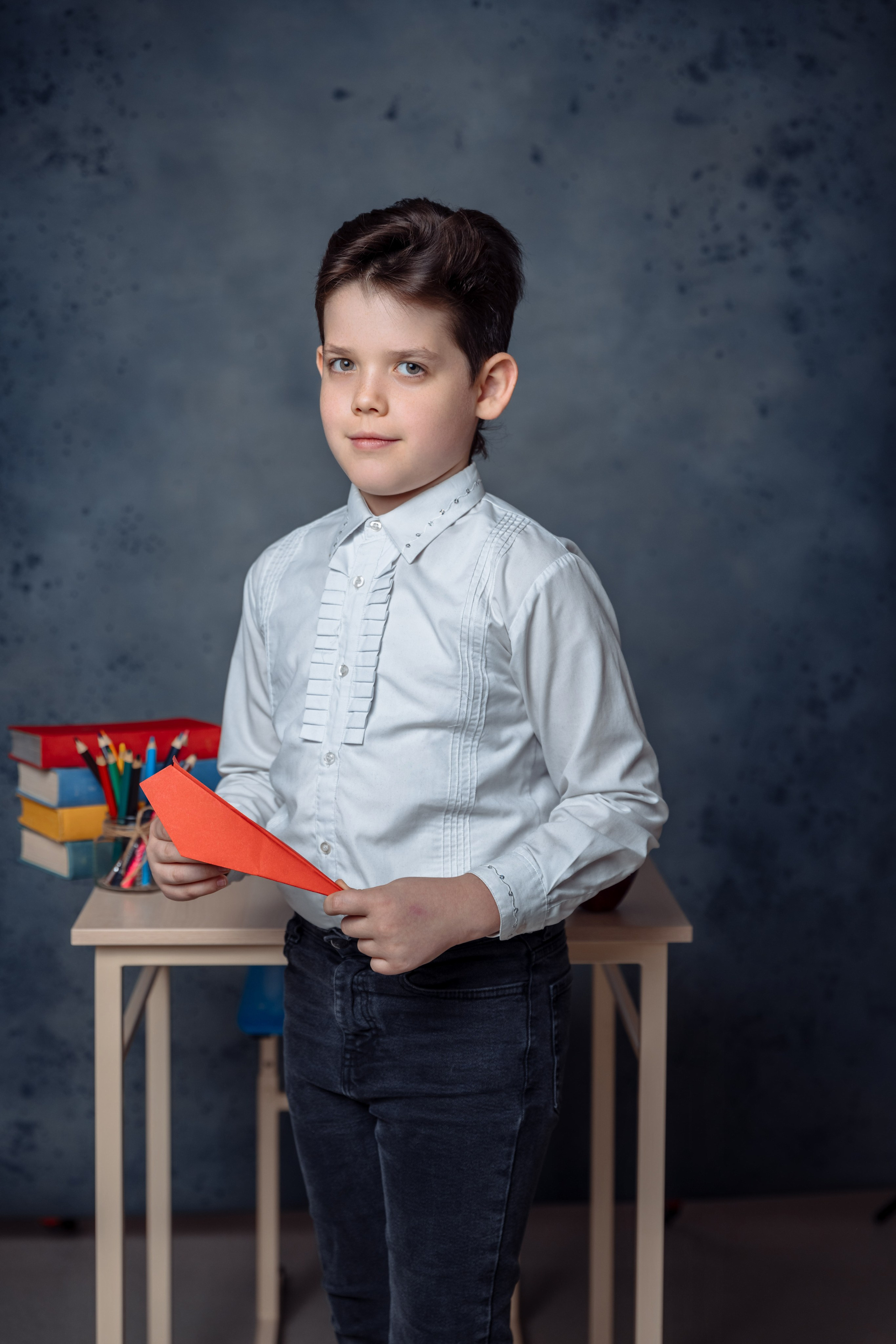 Начальные классы. Выпускные школьные фото­альбомы для школ и детских садов в Волгограде и Волжском