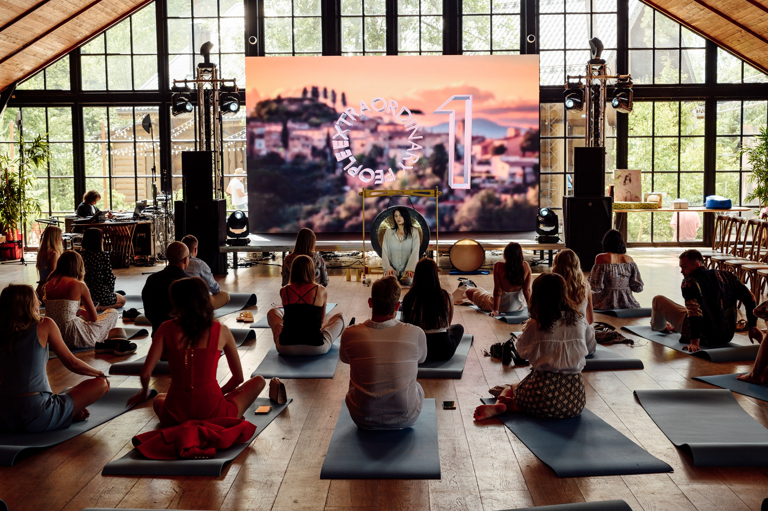 Club 500. O1. SkyRiver