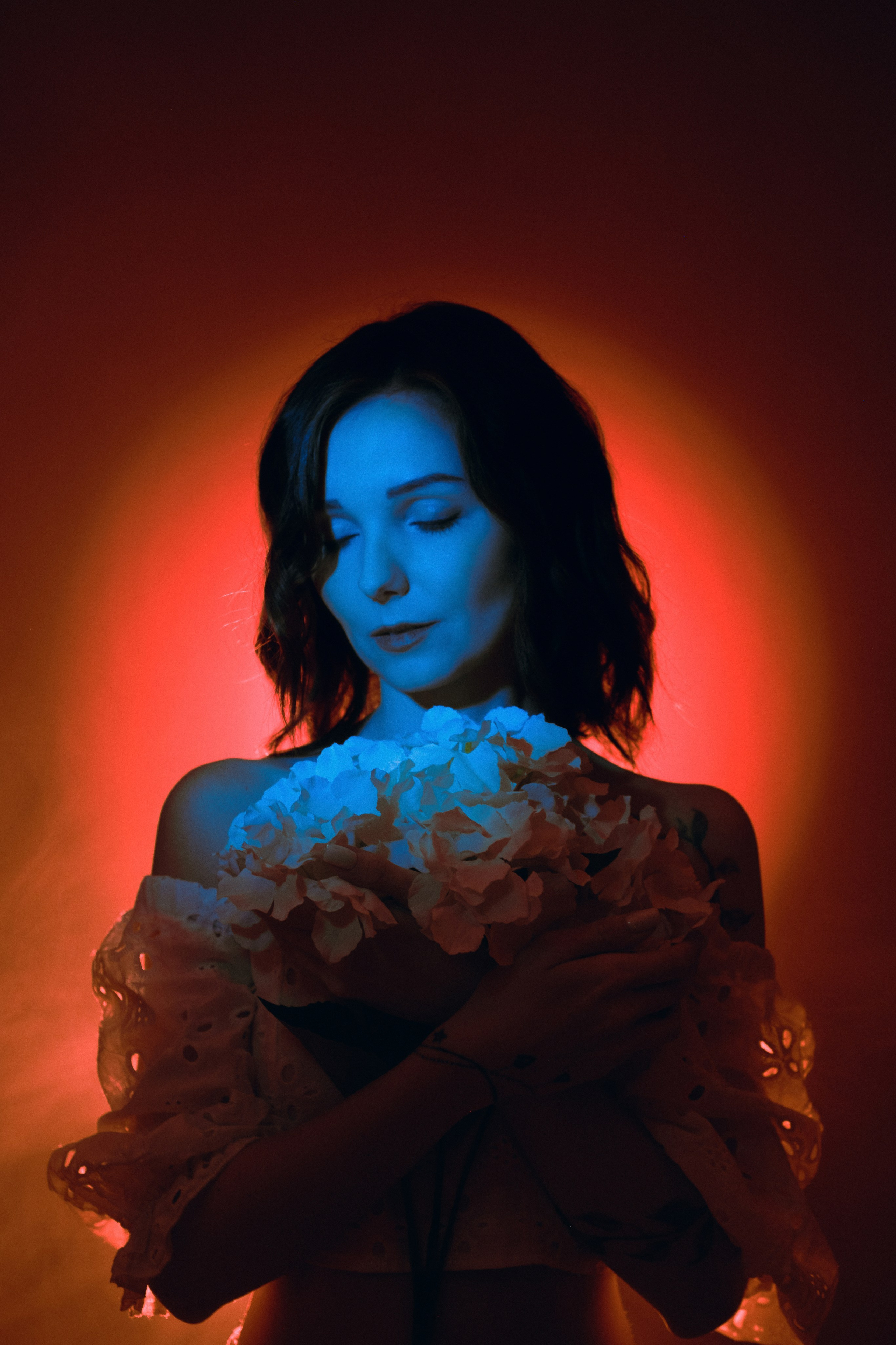 Студийные съемки. Ilya Cube коммерческий фотограф Ярославль | Москва. Индивидуальные съемки, съемки для брендов и компаний