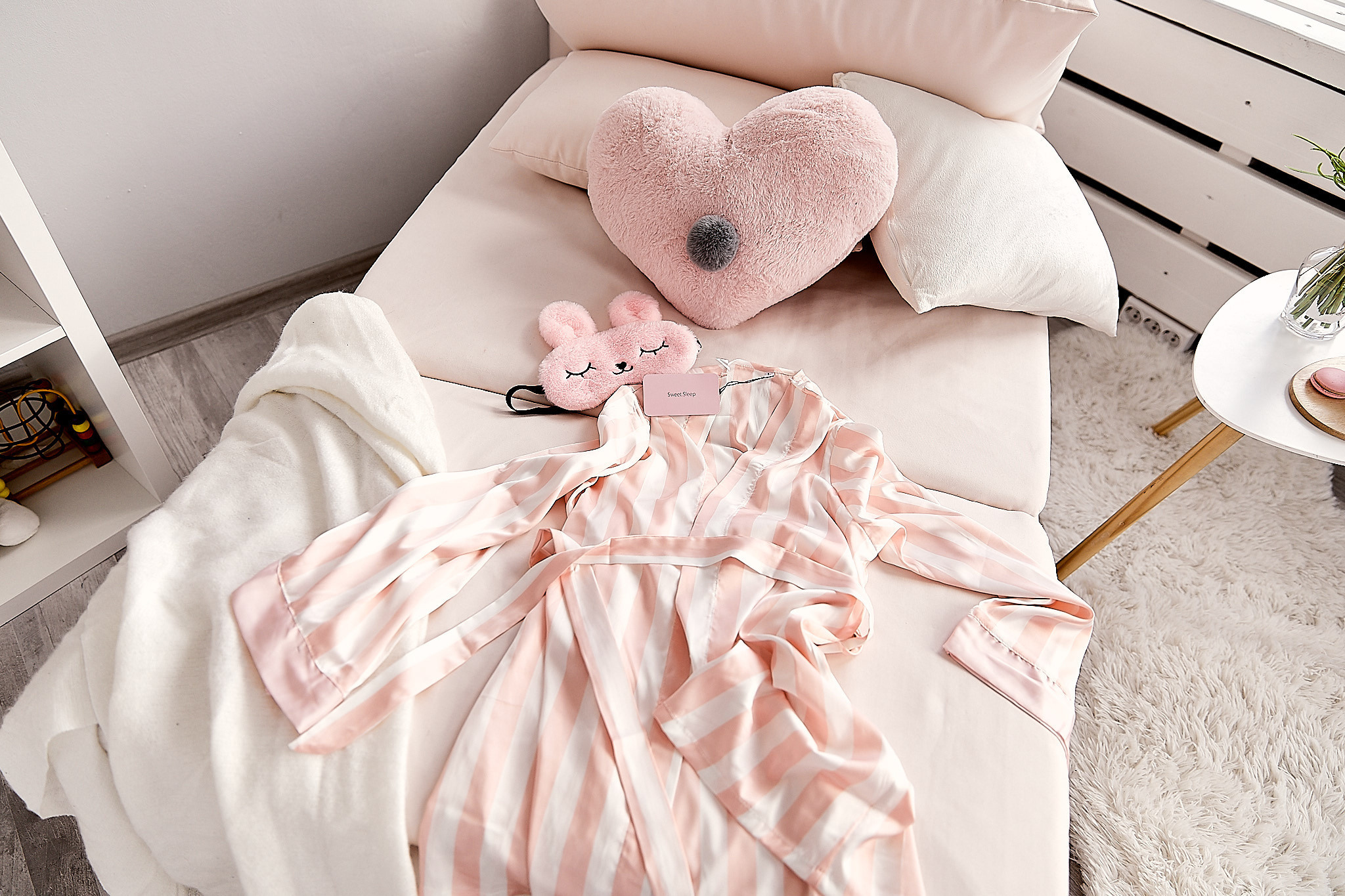 Мама и дочка в пижамах. Фотограф в Минске Анна Кучинская