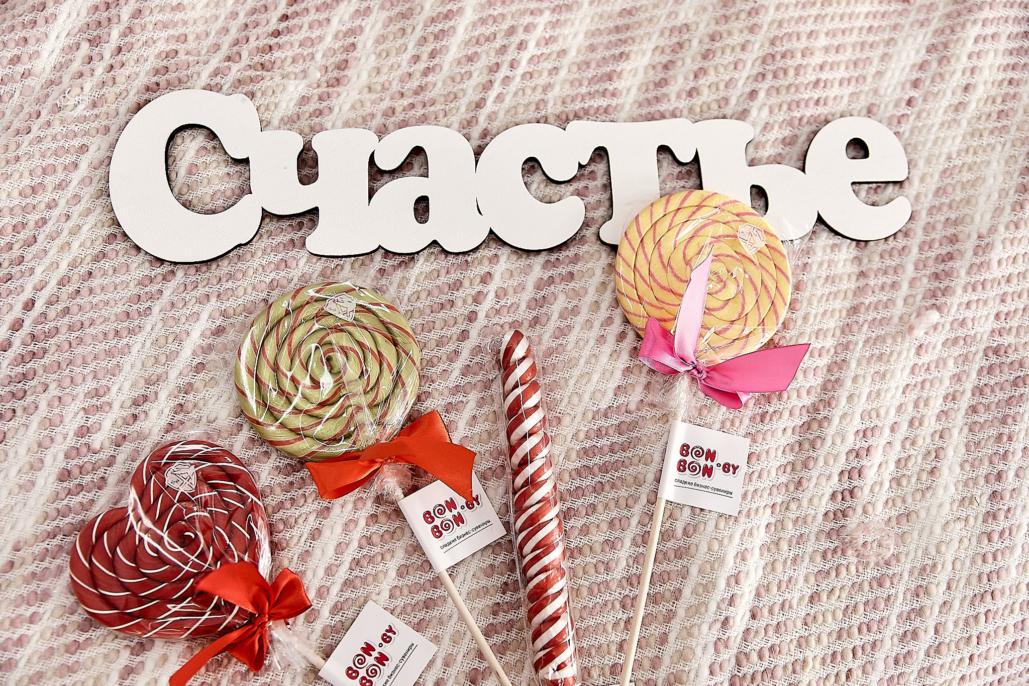 Мама и дочка в пижамах. Фотограф в Минске Анна Кучинская