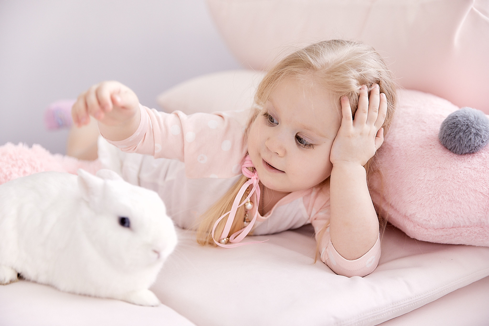 Мама и дочка в пижамах. Фотограф в Минске Анна Кучинская