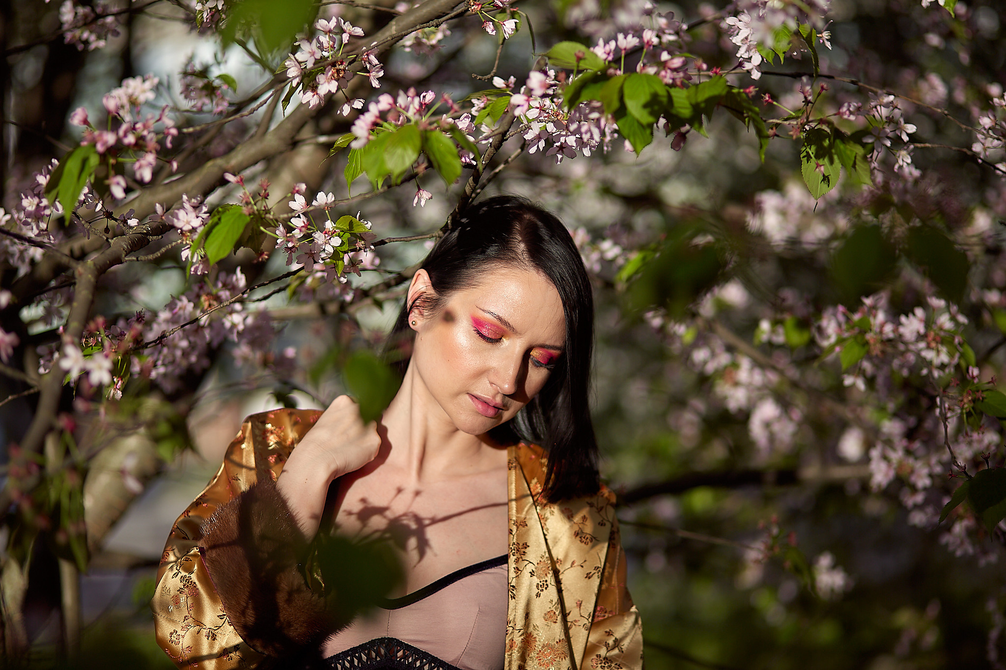 Фотосессия в цветении в Минске. Фотограф в Минске Анна Кучинская