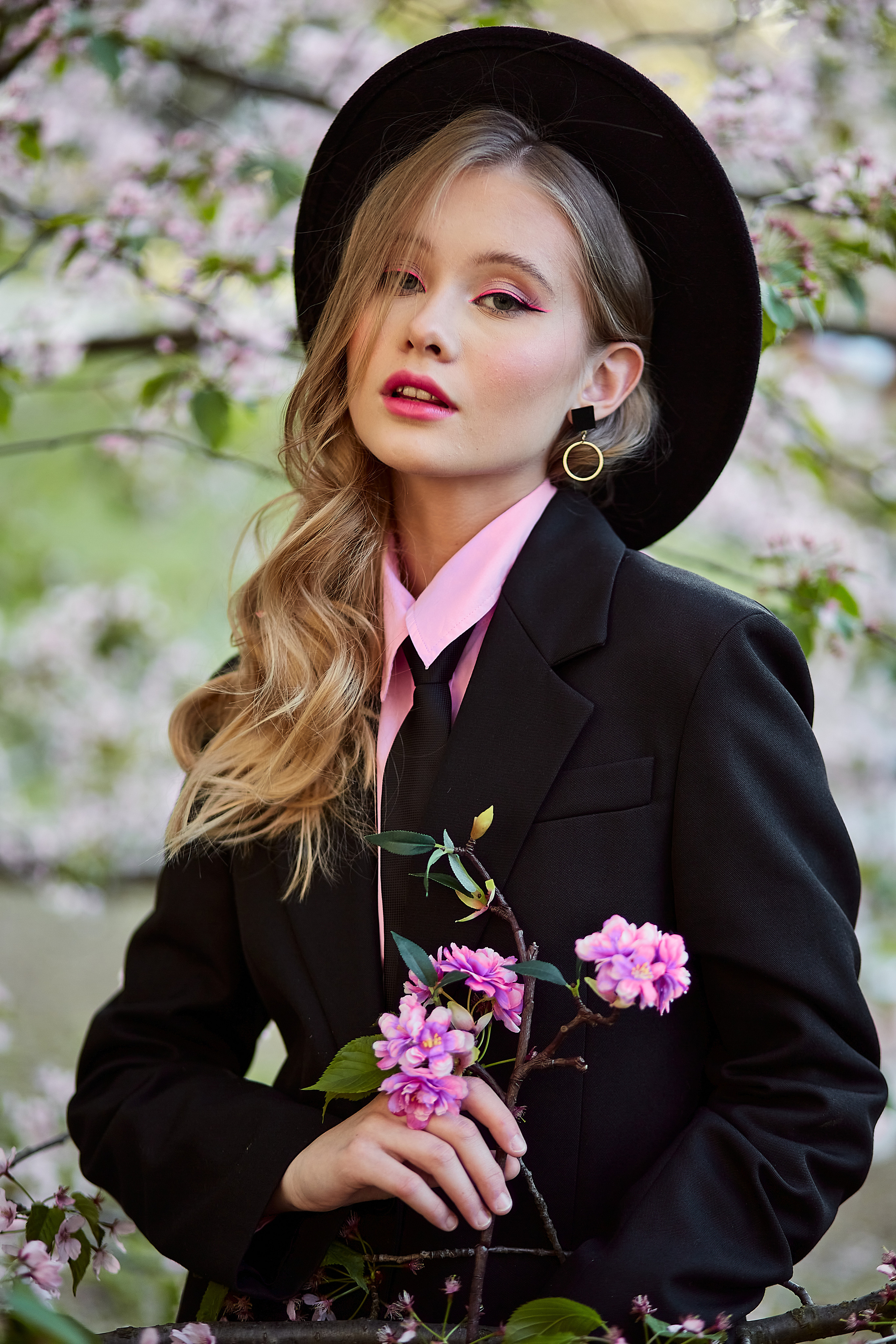 Фотосессия в цветении в Минске. Фотограф в Минске Анна Кучинская