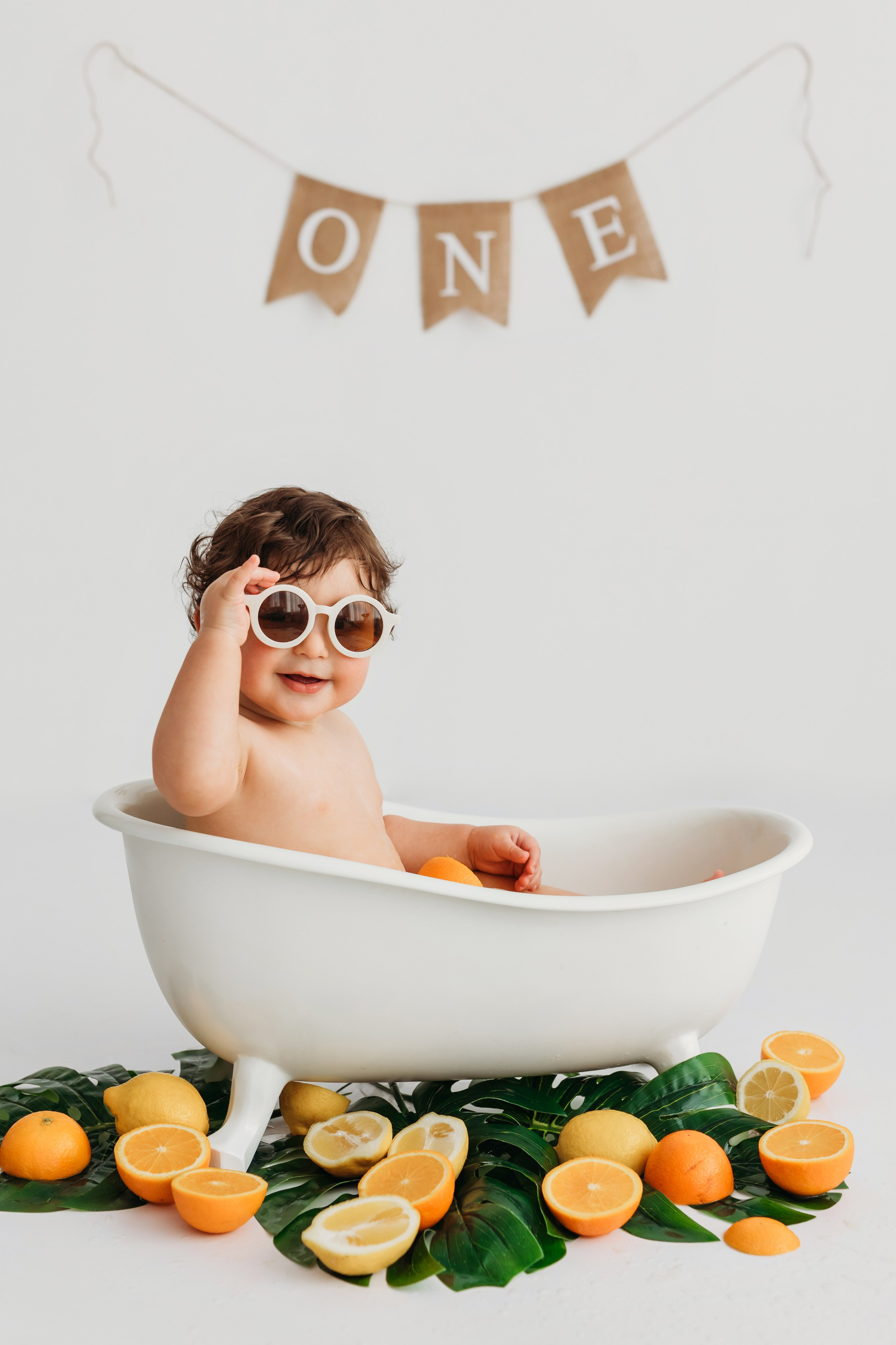 Ванночки годик. Профессиональная детская и семейная фотостудия в Краснодаре