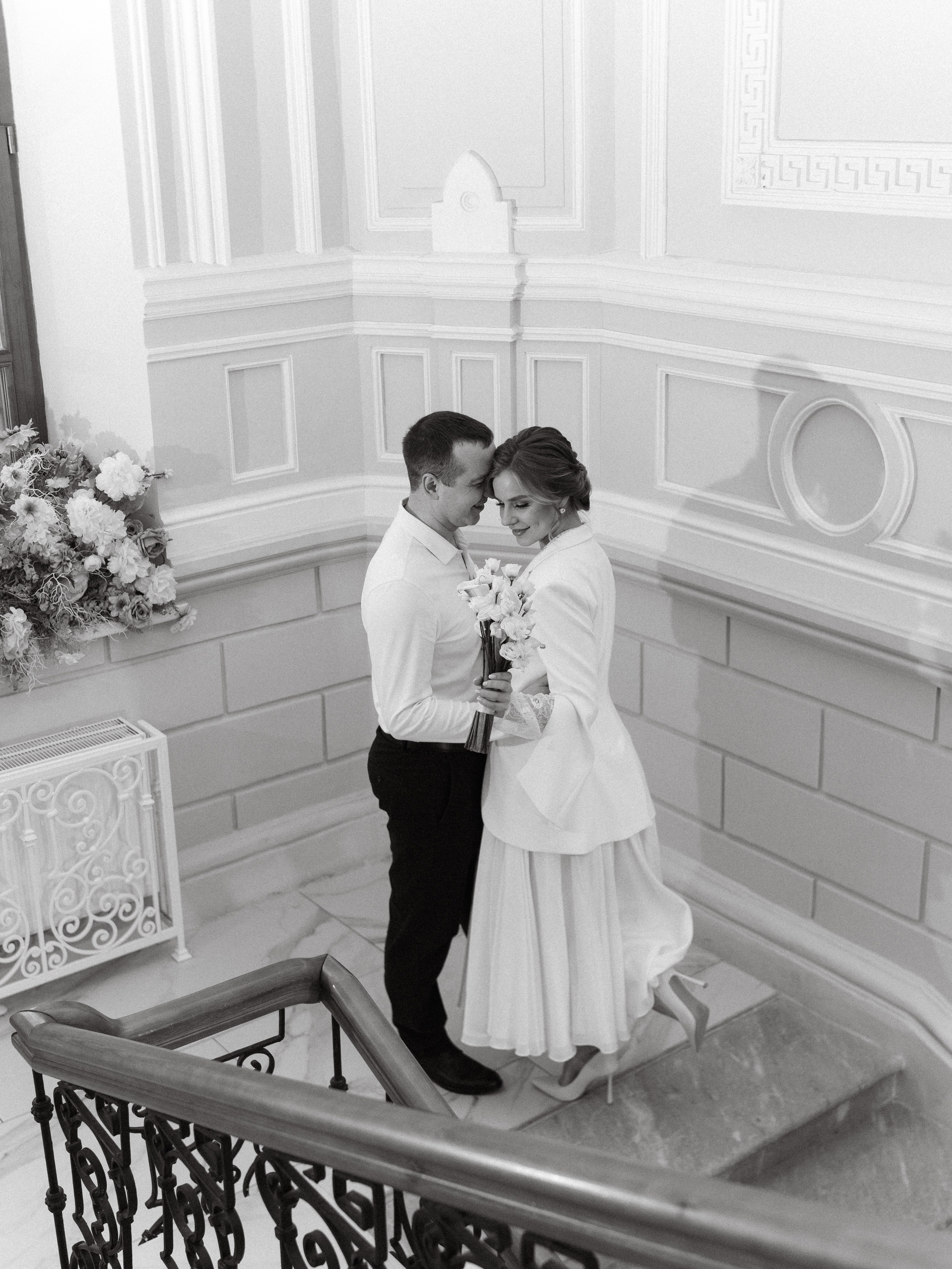 Свадебная фотосессия в загсе. Фотограф из Екатеринбурга Алена Мусалимова