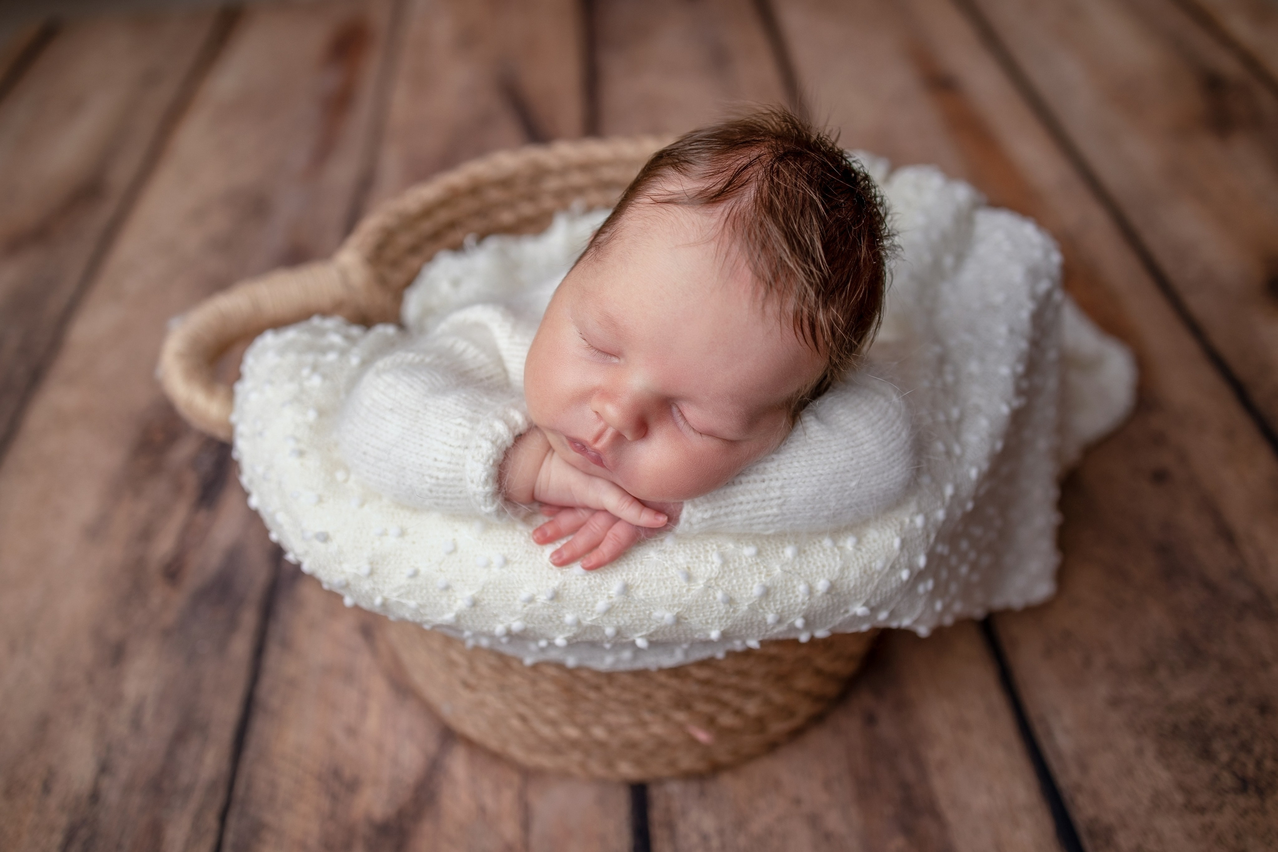 Нежная и милая фотосессия первых дней жизни Вашего ребенка в Минске. Фотограф новорождённых Минск — стоимость newborn фотосессии в Минске
