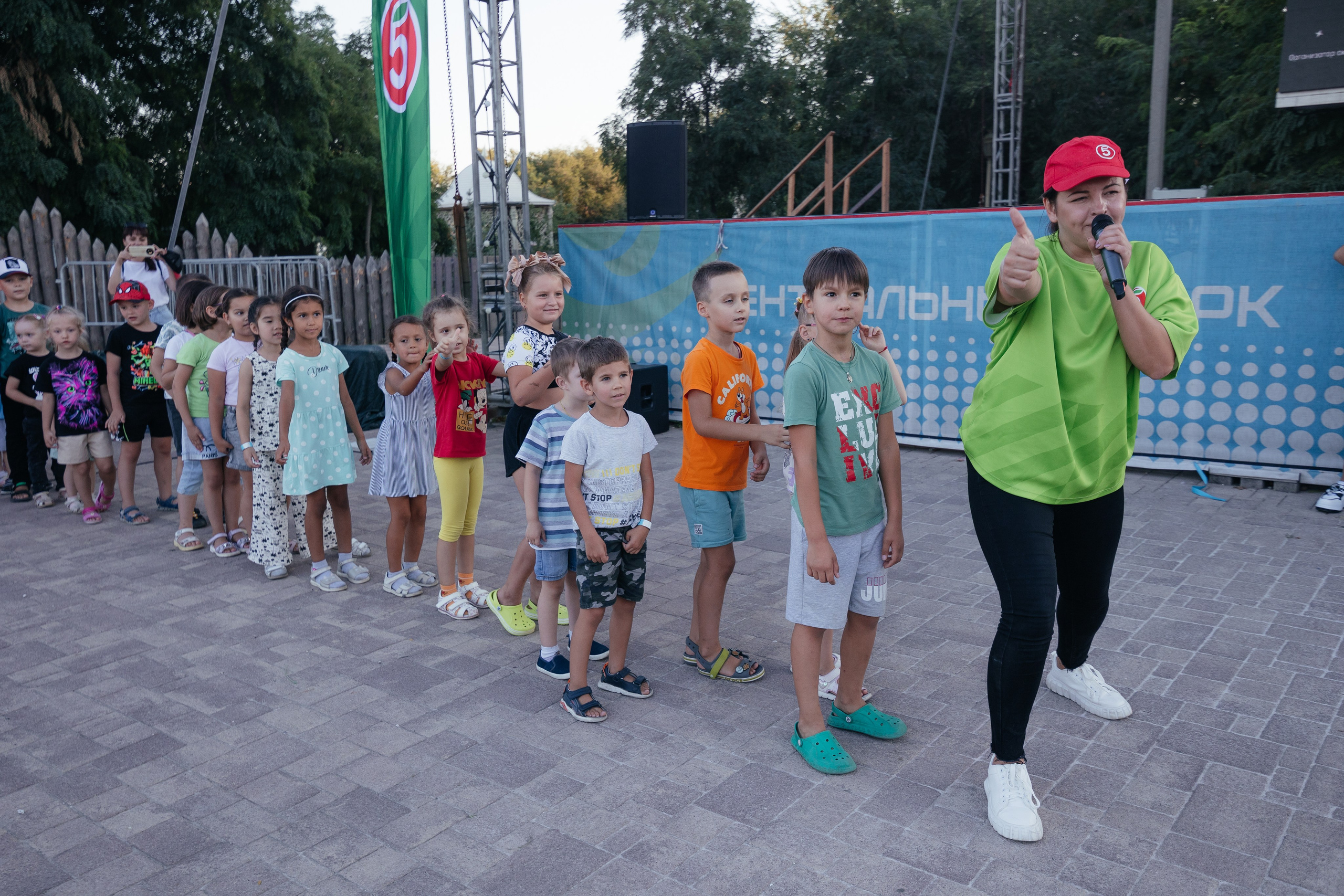 Пятерочка детский праздник. Фотограф Крохин Олег
