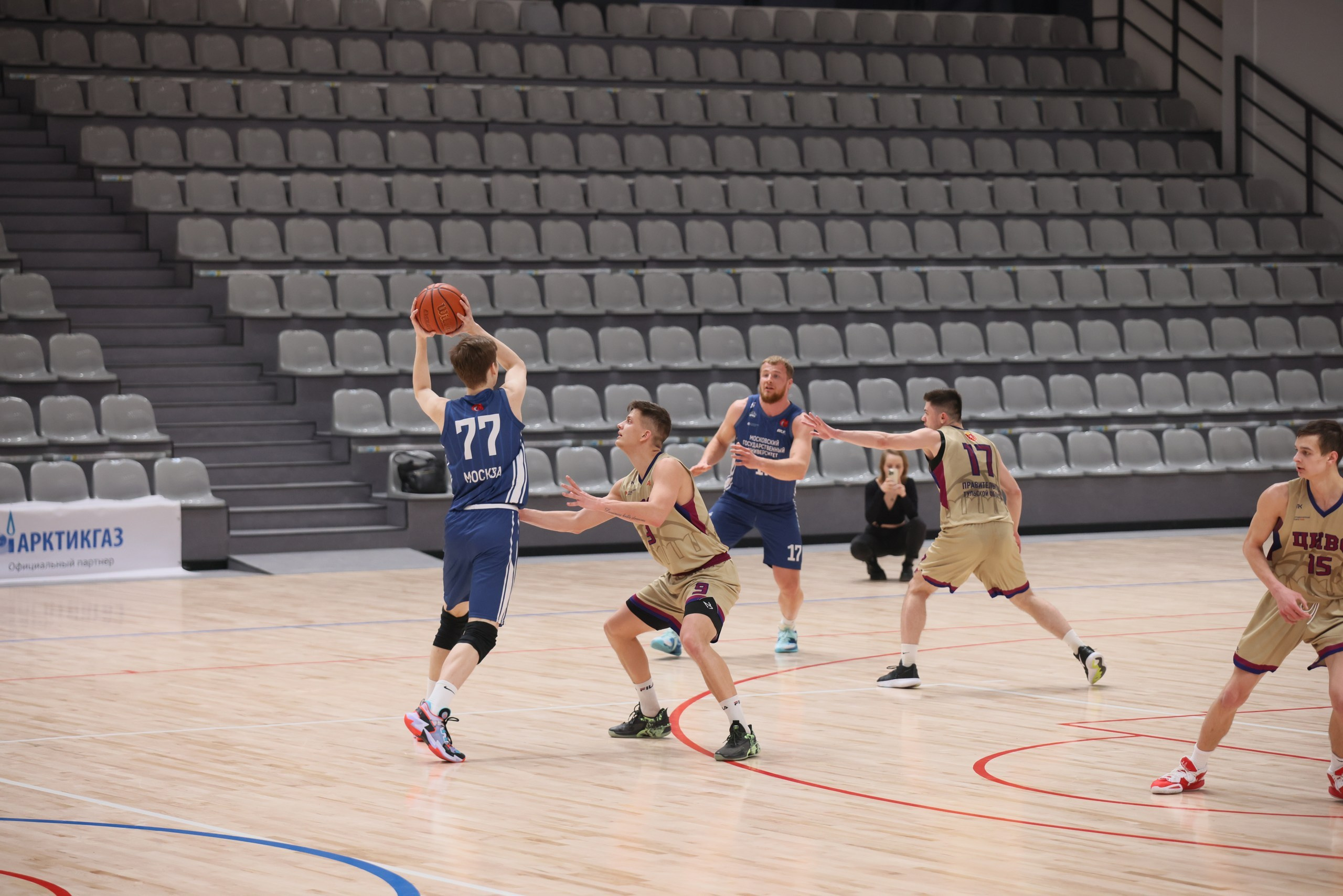 Баскетбол ТулГу VS МГУ. Фотограф в Туле Крупский АнДРей. Фотостудия «КАДР71» в Туле