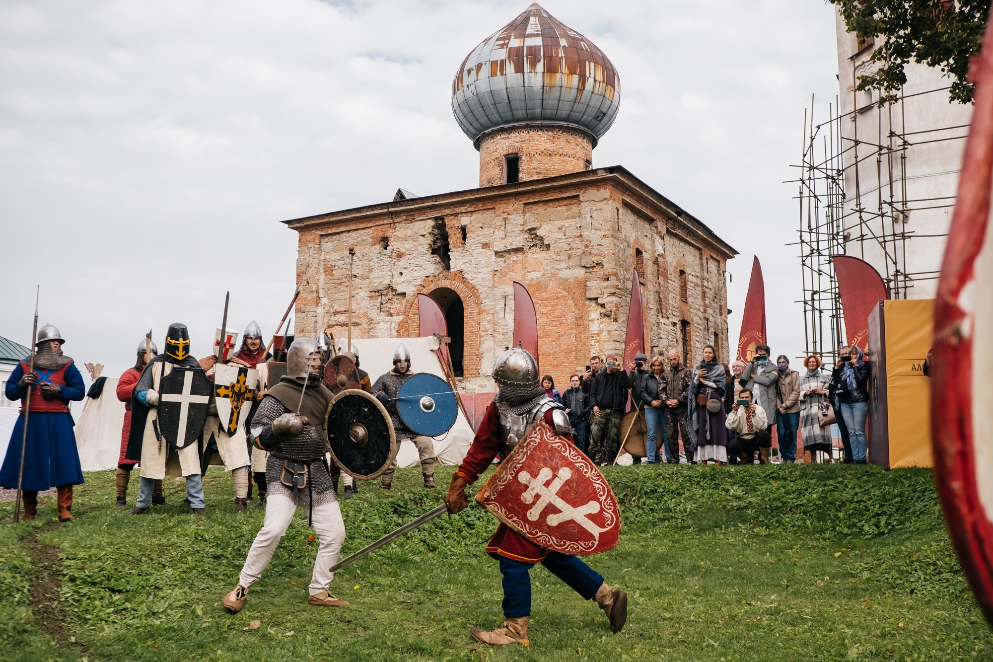 Всероссийский форум «12 подвигов Александра Невского» | Старая Ладога 2021. Репортажный фотограф в Санкт-Петербурге СПБ Алиса Ческидова на ваше мероприятие