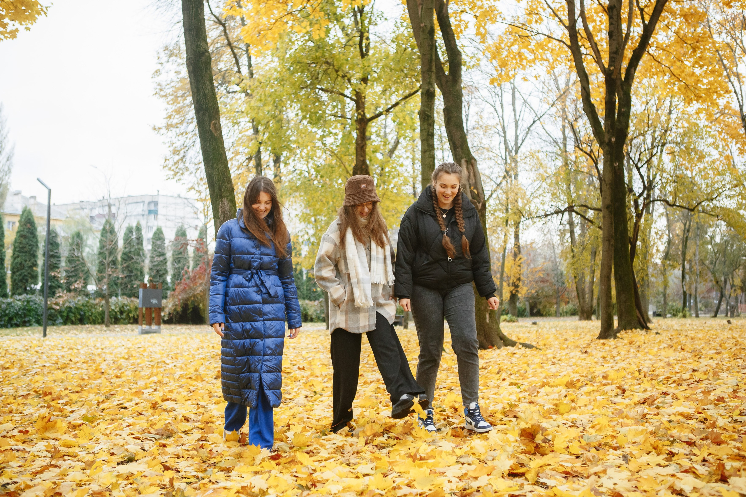 Осень Гимназия 12 11 В 2023 г. Свадебный и портретный Фотограф в Липецке Дмитрий Котюков