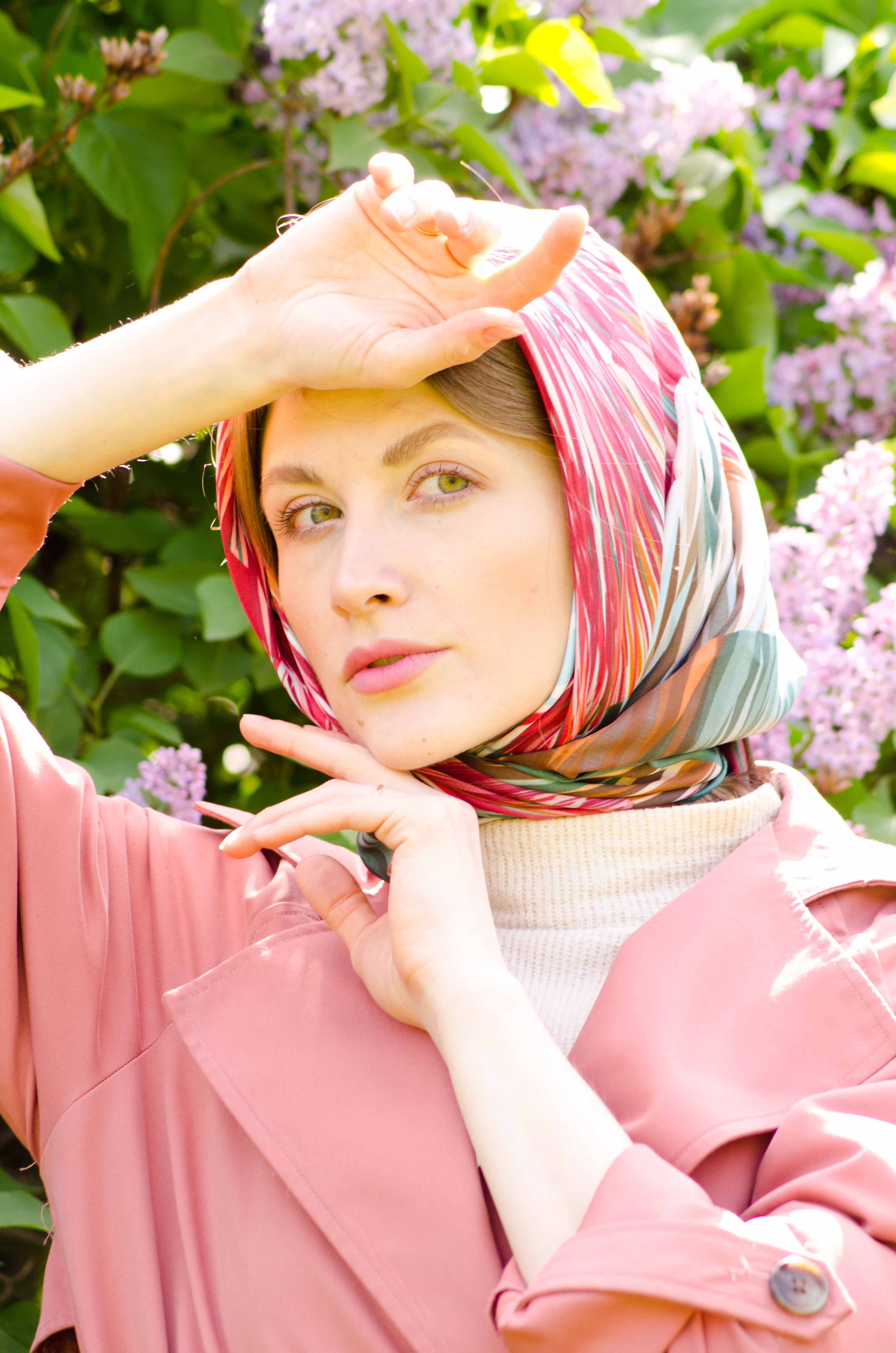 Системы хранения с фасадами из дикого дерева. Авторская фотография. Близнецовые пламёна