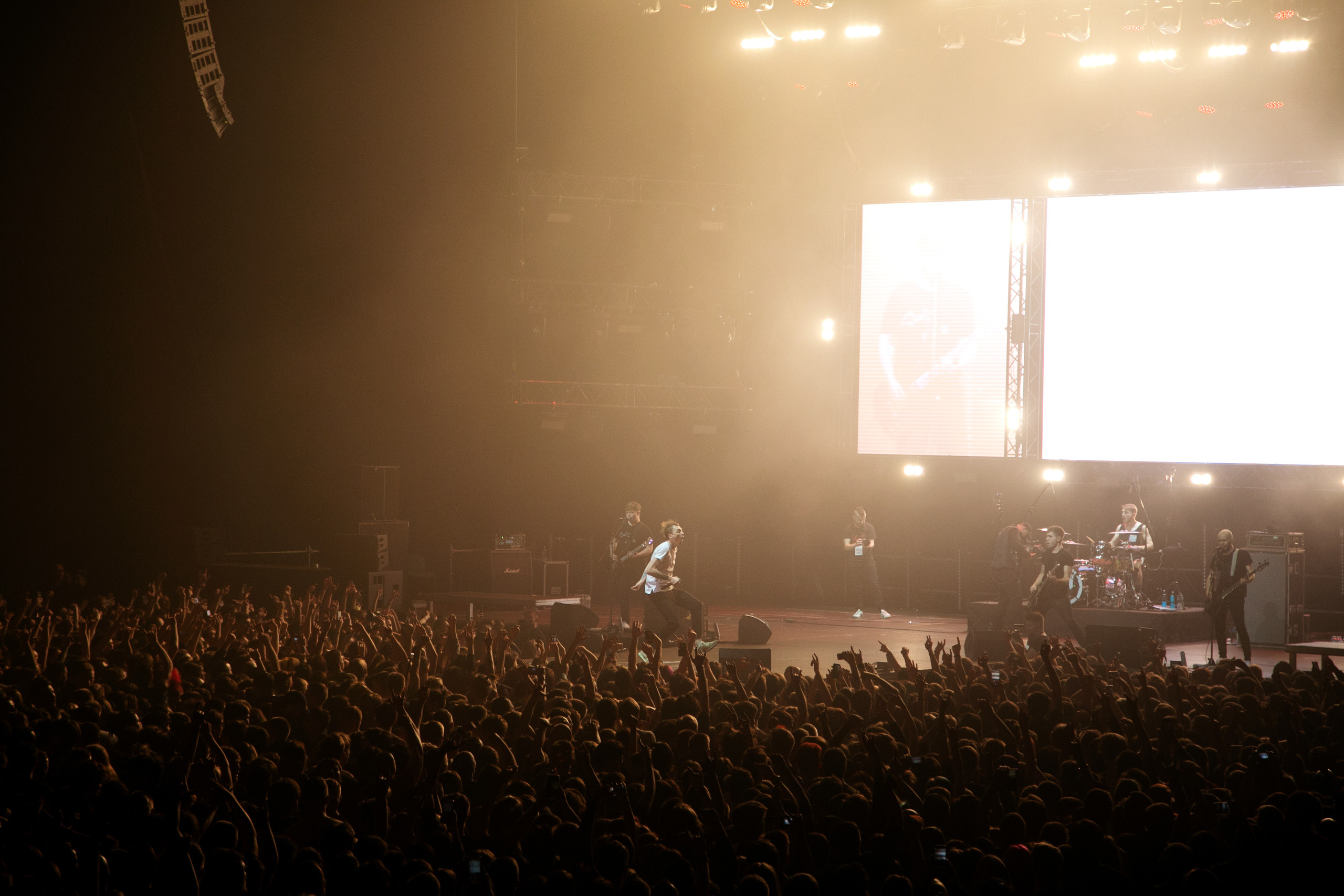 Порнофильмы. Концерт. Ваш семейный фотограф