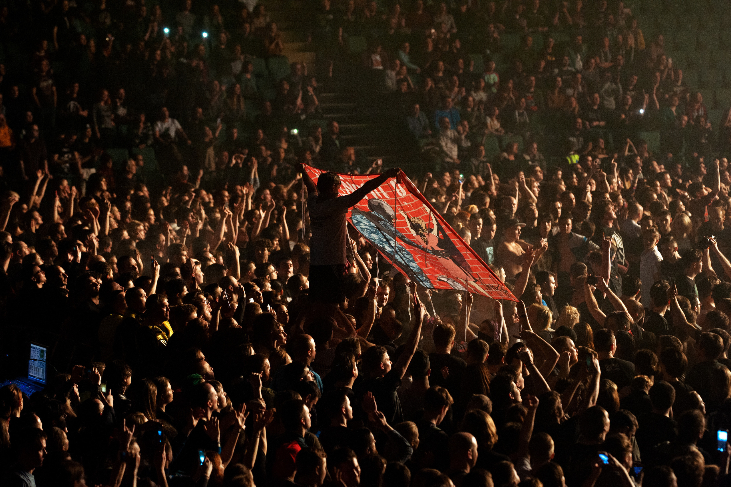 Порнофильмы. Концерт. Ваш семейный фотограф