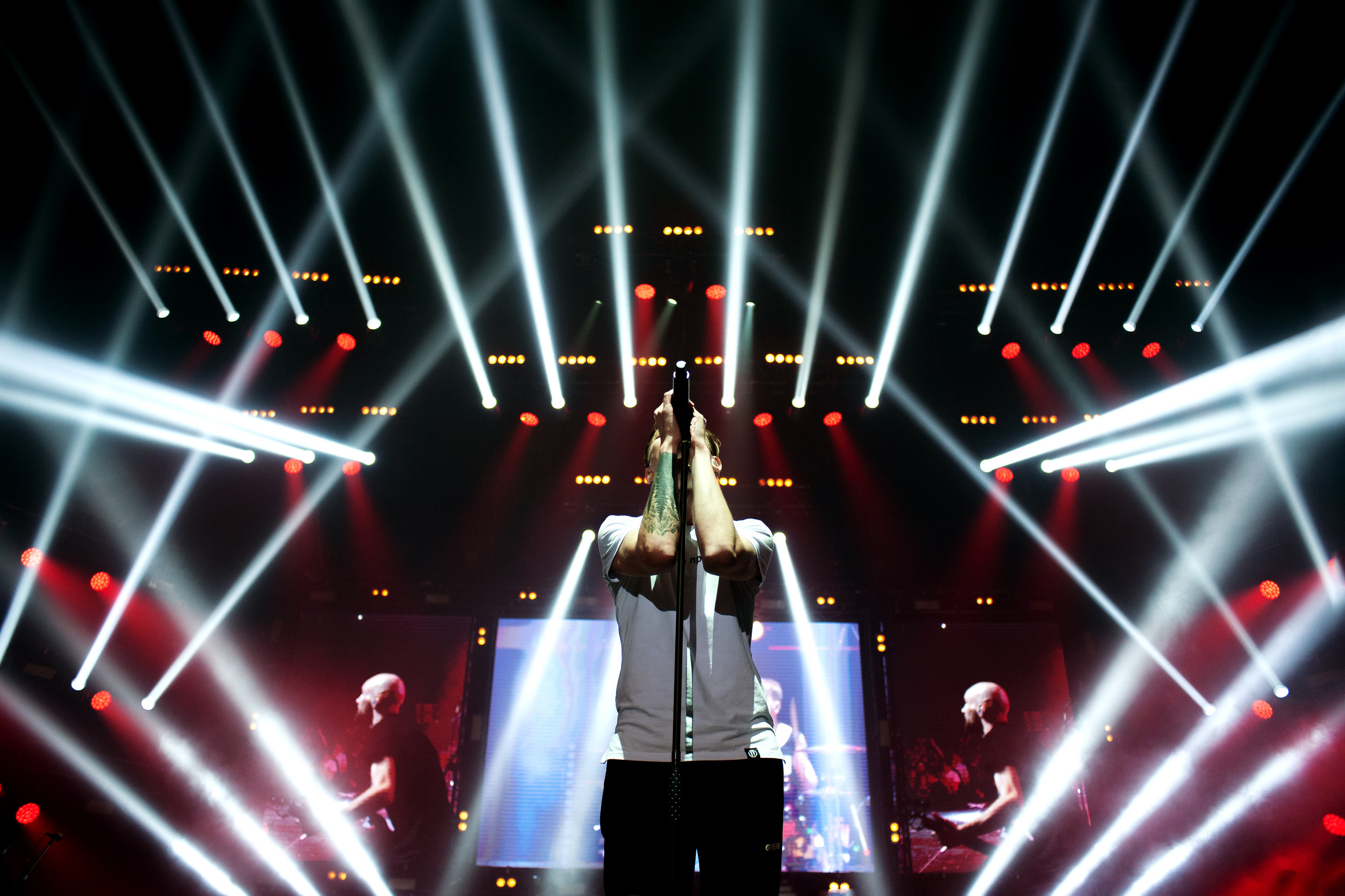 Порнофильмы. Концерт. Ваш семейный фотограф