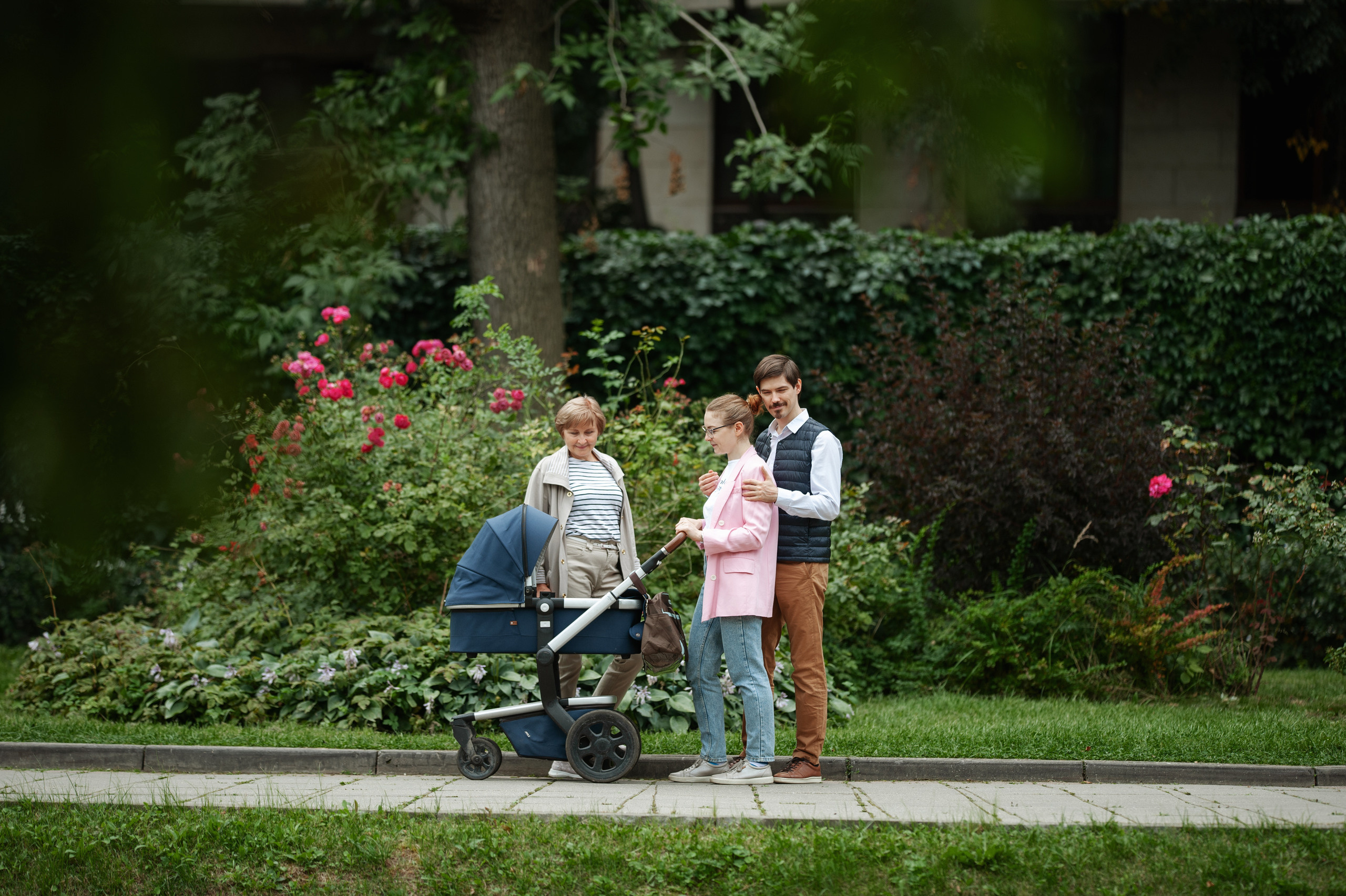 Катя, папа, мама, бабушка. Ваш семейный фотограф