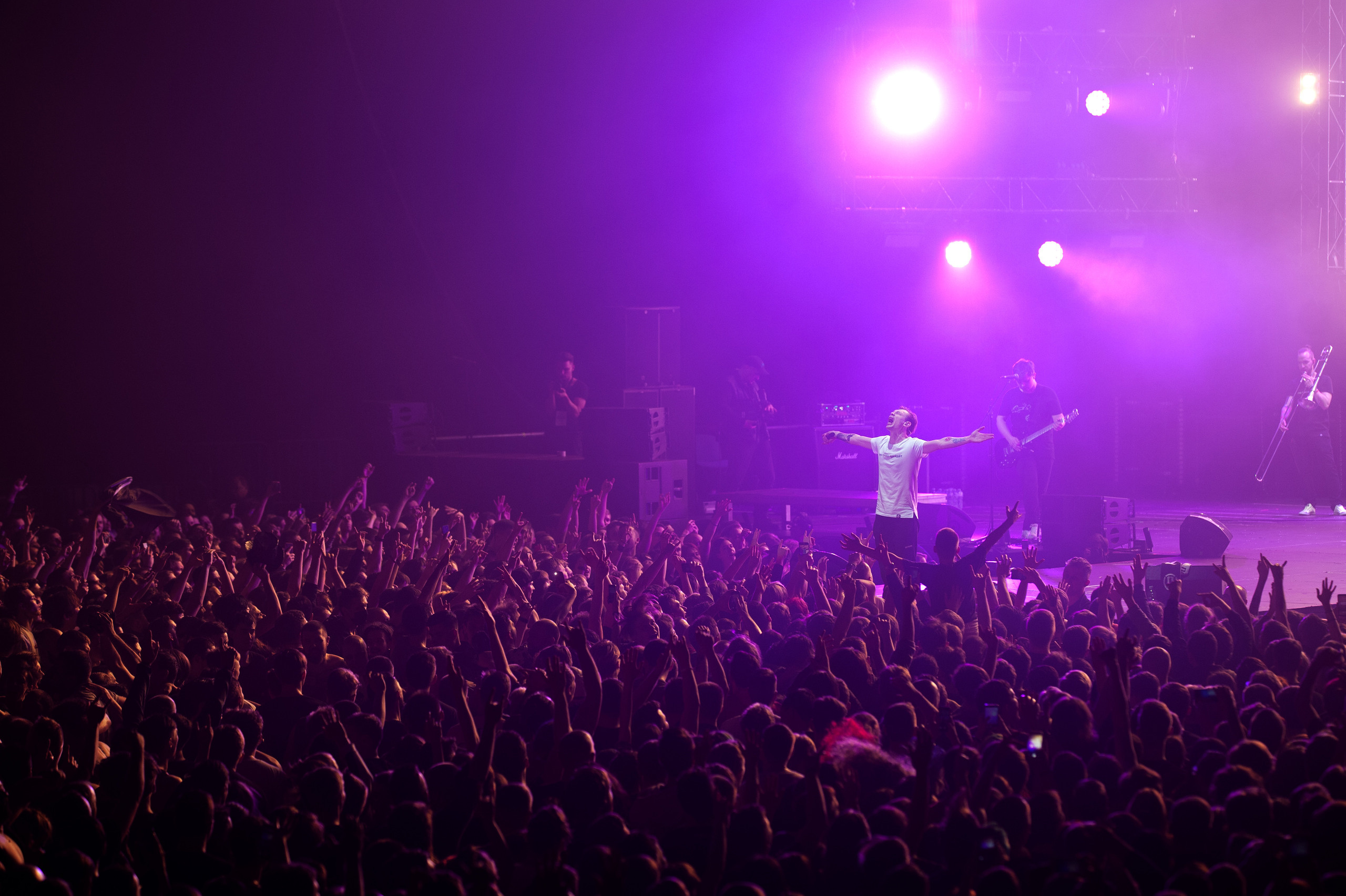 Порнофильмы. Концерт. Ваш семейный фотограф