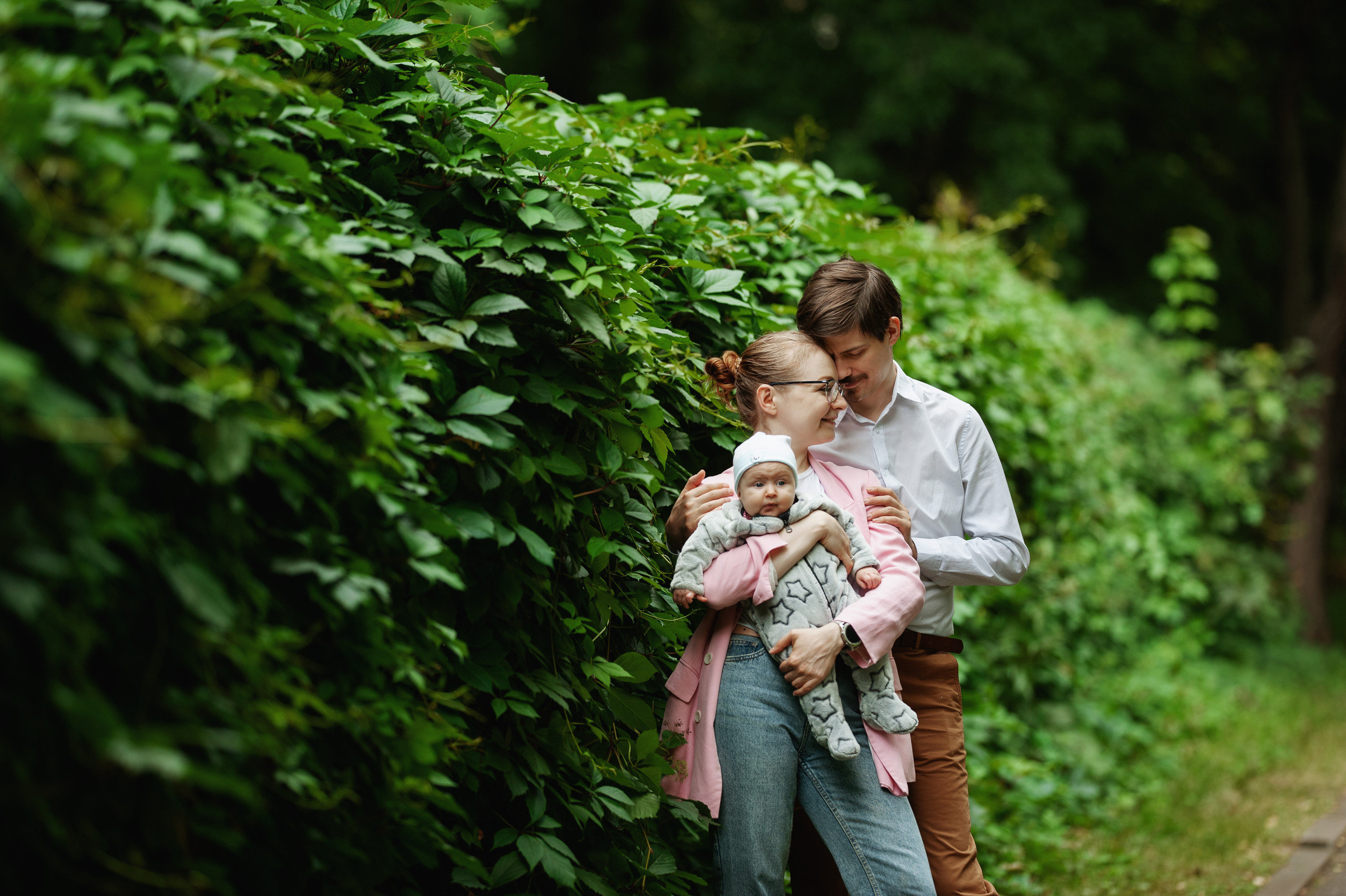 Катя, папа, мама, бабушка. Ваш семейный фотограф