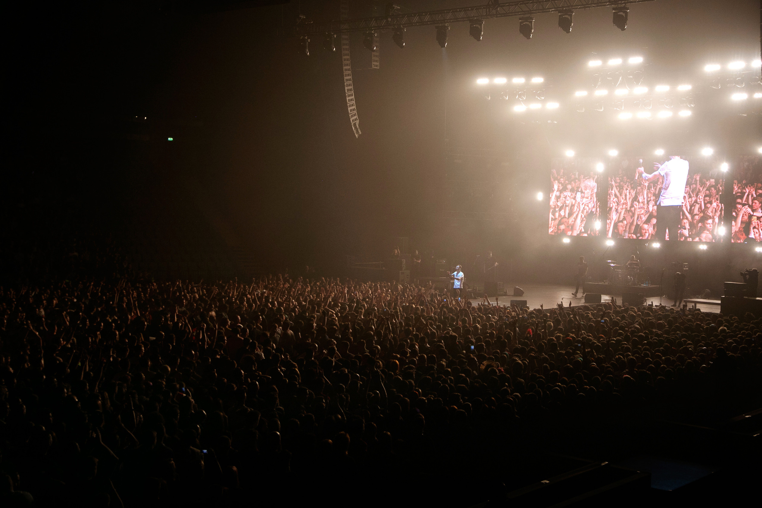 Порнофильмы. Концерт. Ваш семейный фотограф