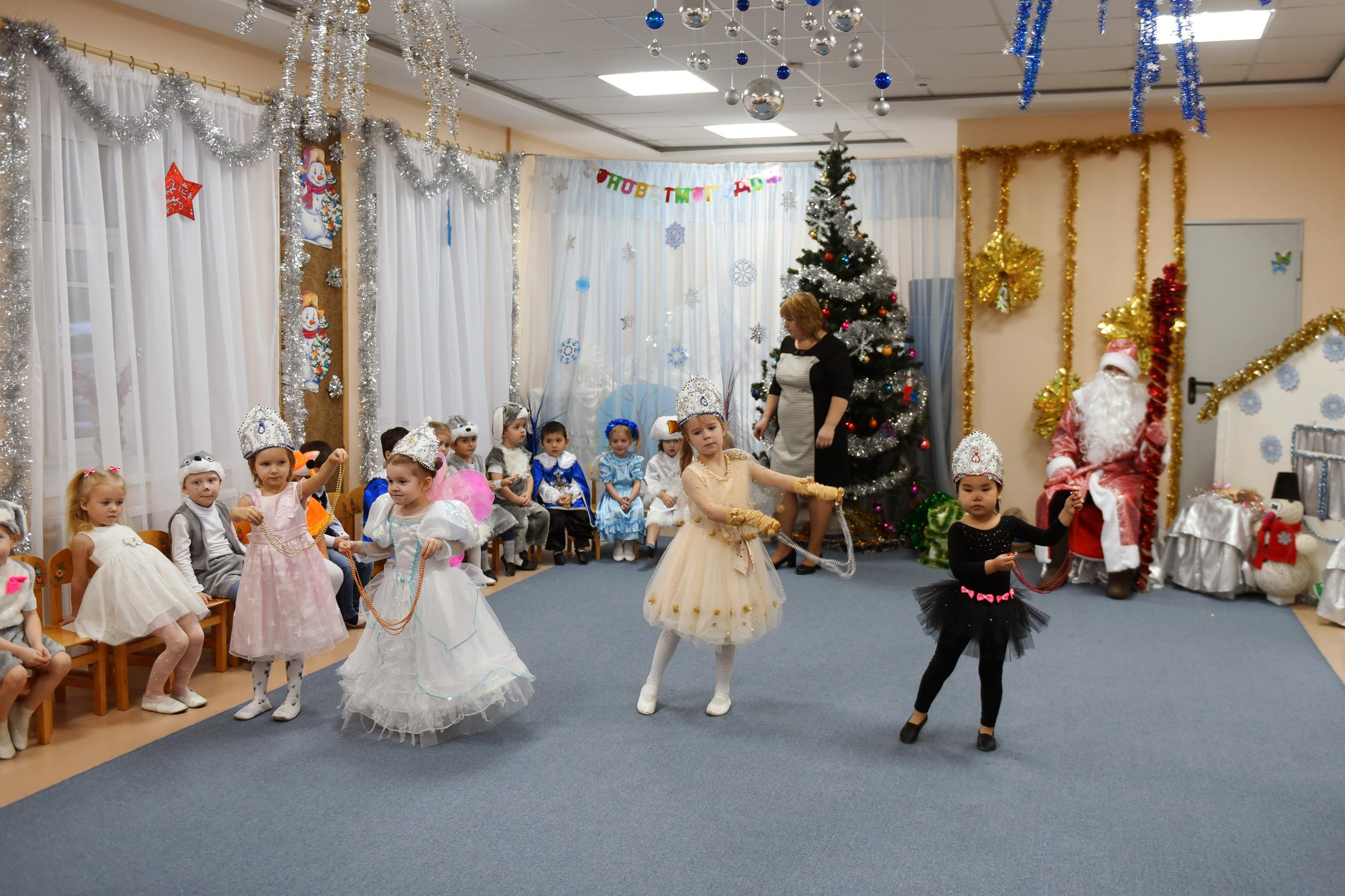 Утренник Новый год ДС. Ваш семейный фотограф