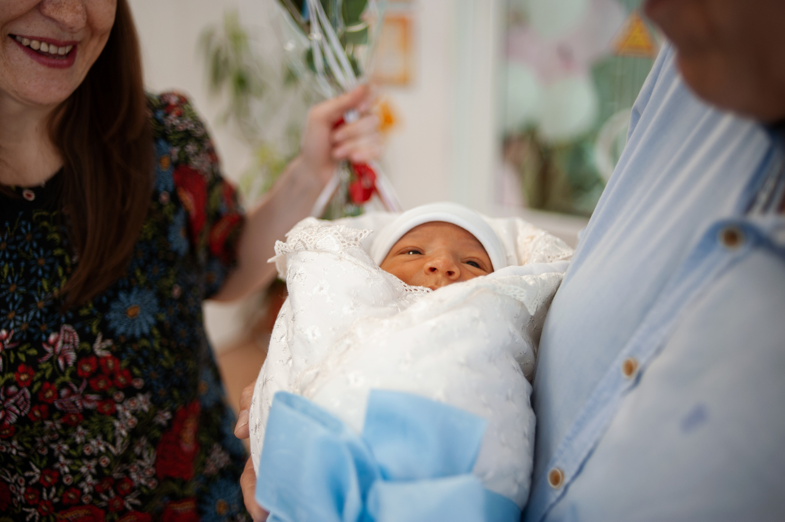 Выписка из роддома. Ваш семейный фотограф