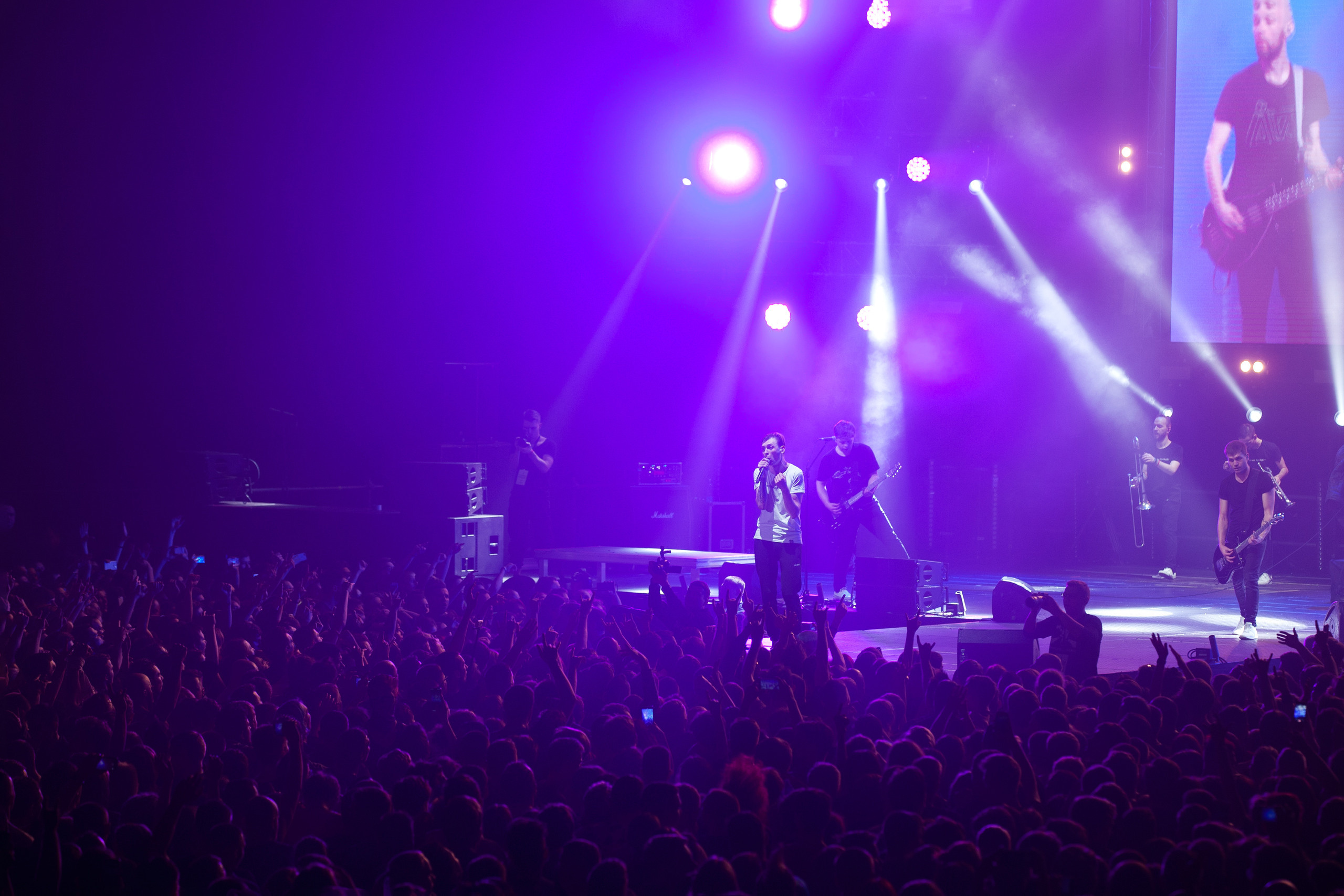 Порнофильмы. Концерт. Ваш семейный фотограф