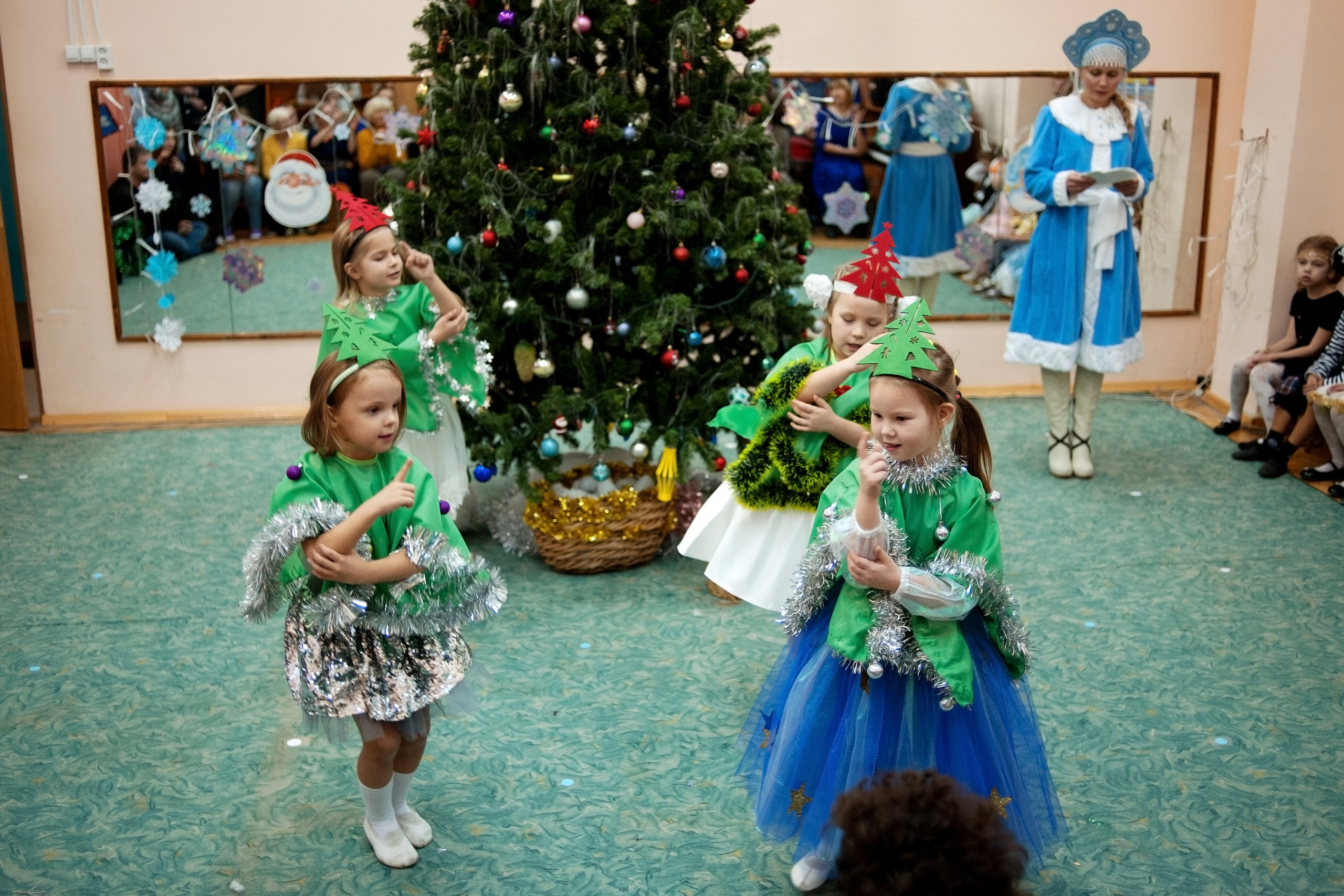 Утренник Новый год. Ваш семейный фотограф