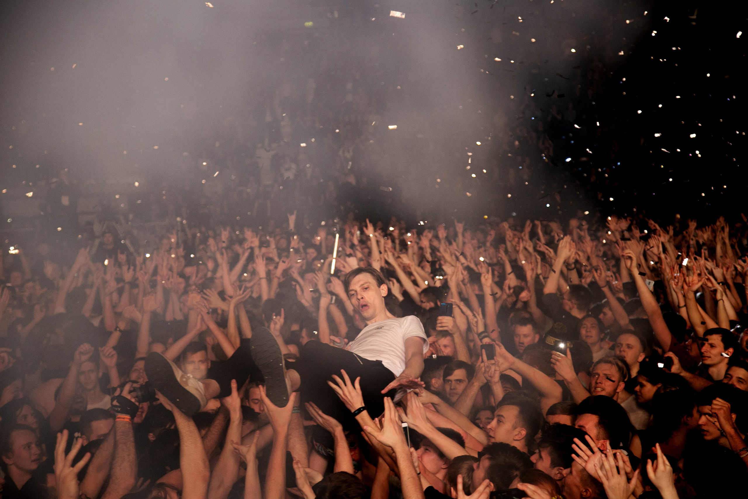 Порнофильмы. Концерт. Ваш семейный фотограф