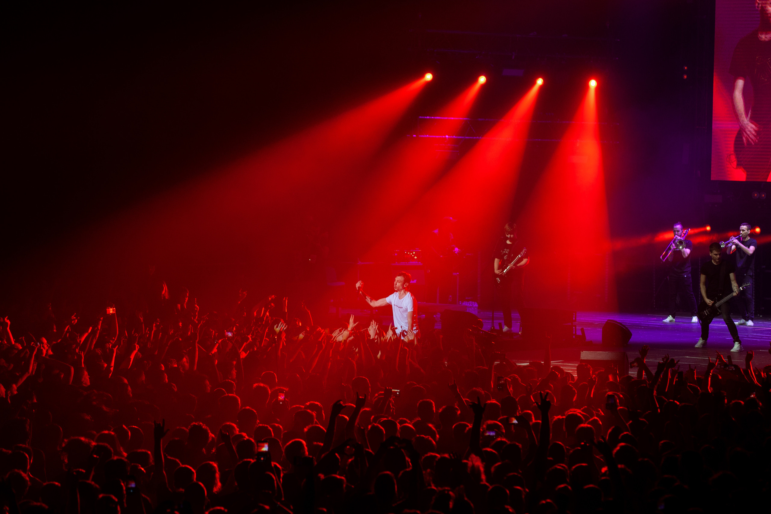 Порнофильмы. Концерт. Ваш семейный фотограф