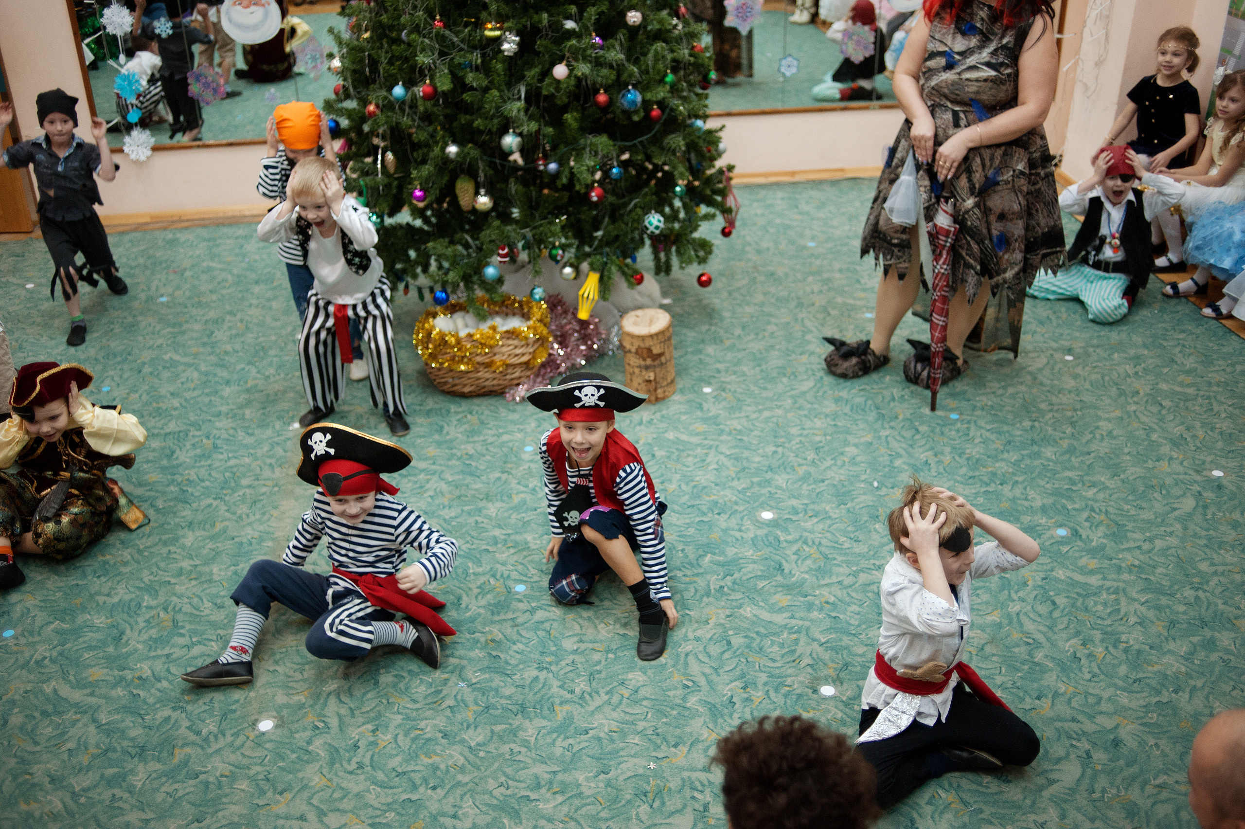 Утренник Новый год. Ваш семейный фотограф