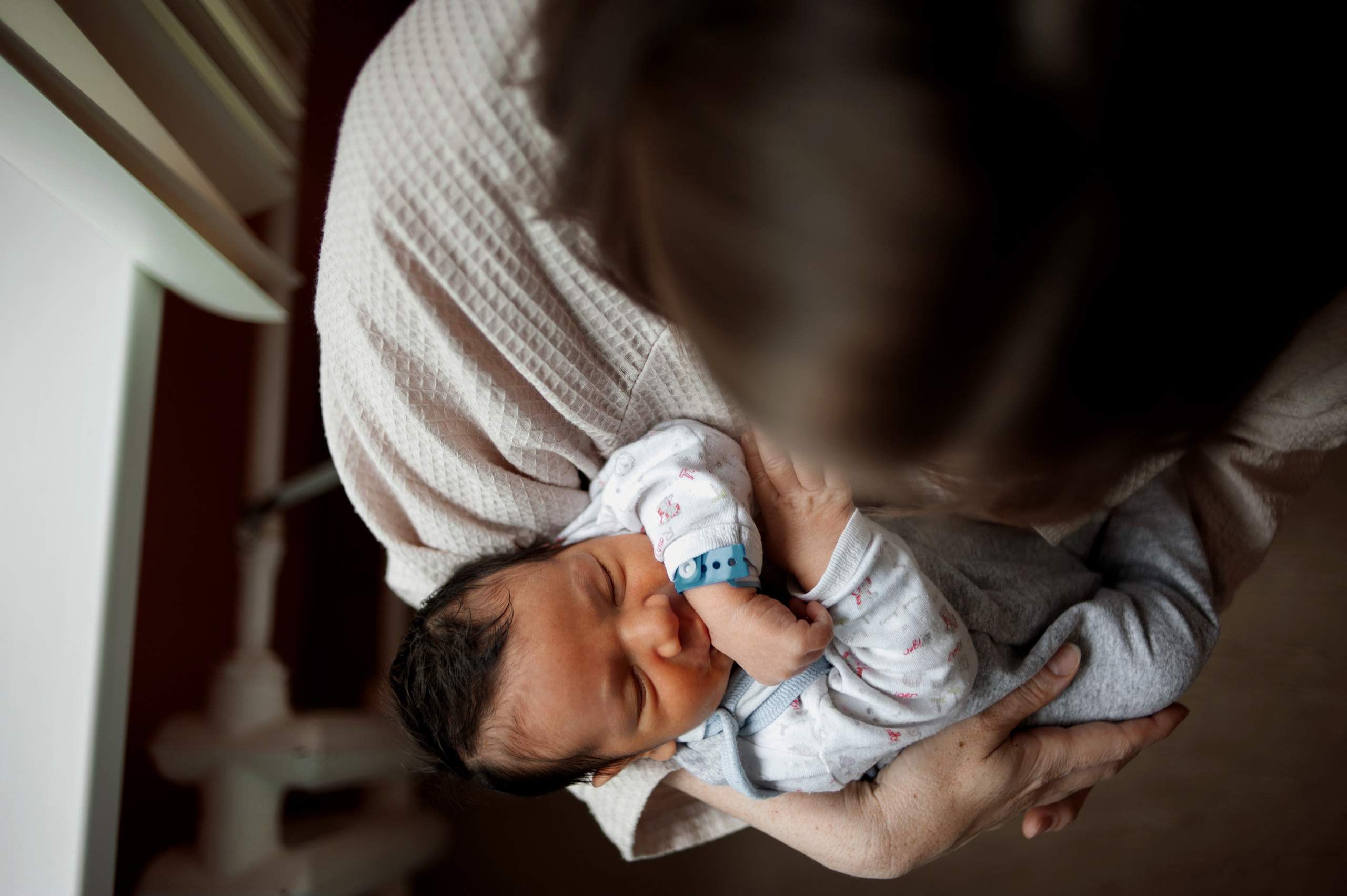 Выписка из роддома. Ваш семейный фотограф