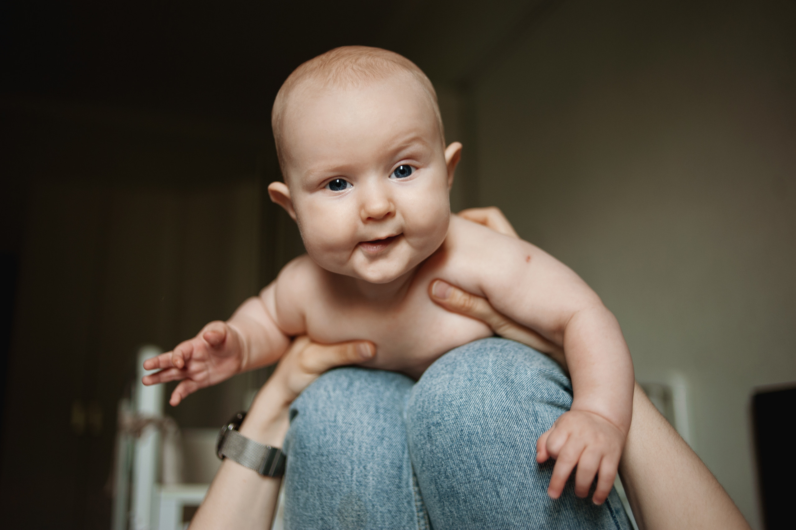 Катя, папа, мама, бабушка. Ваш семейный фотограф