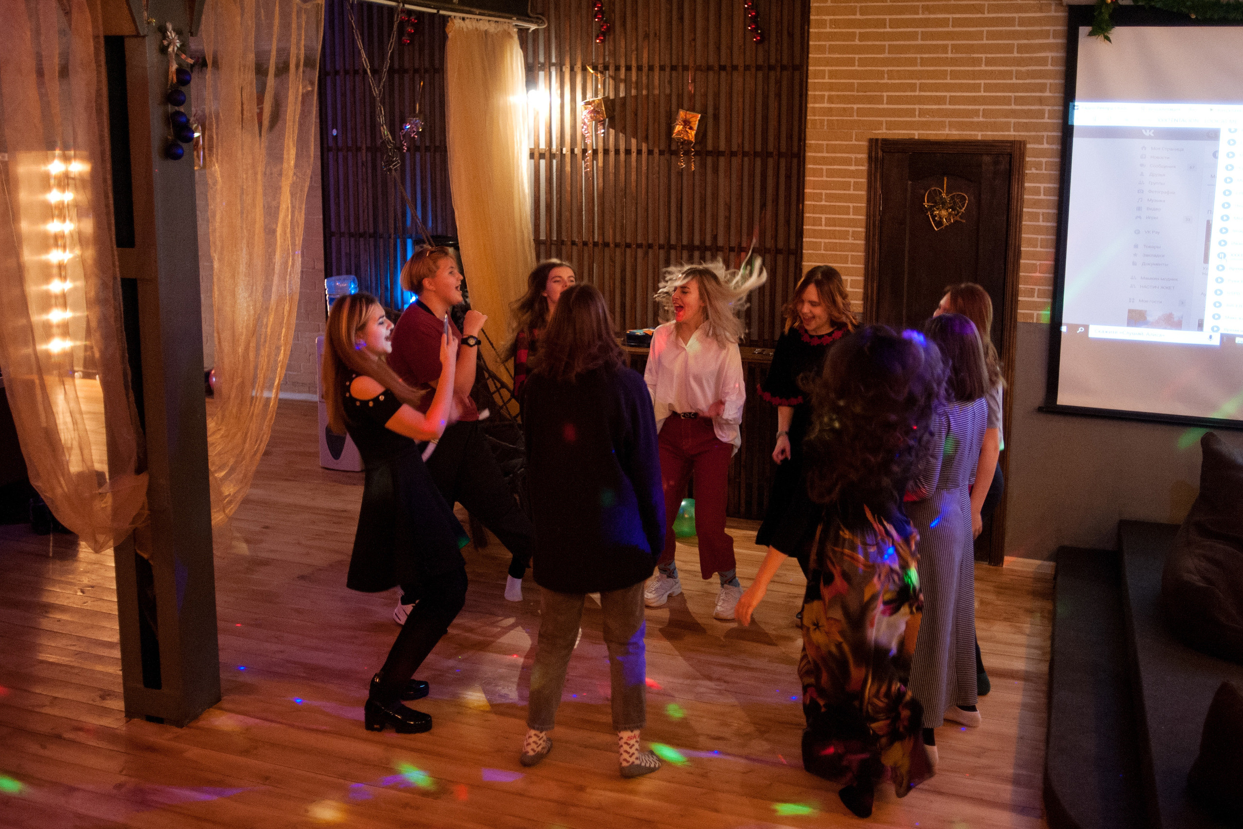 День рождения 16 лет. Ваш семейный фотограф