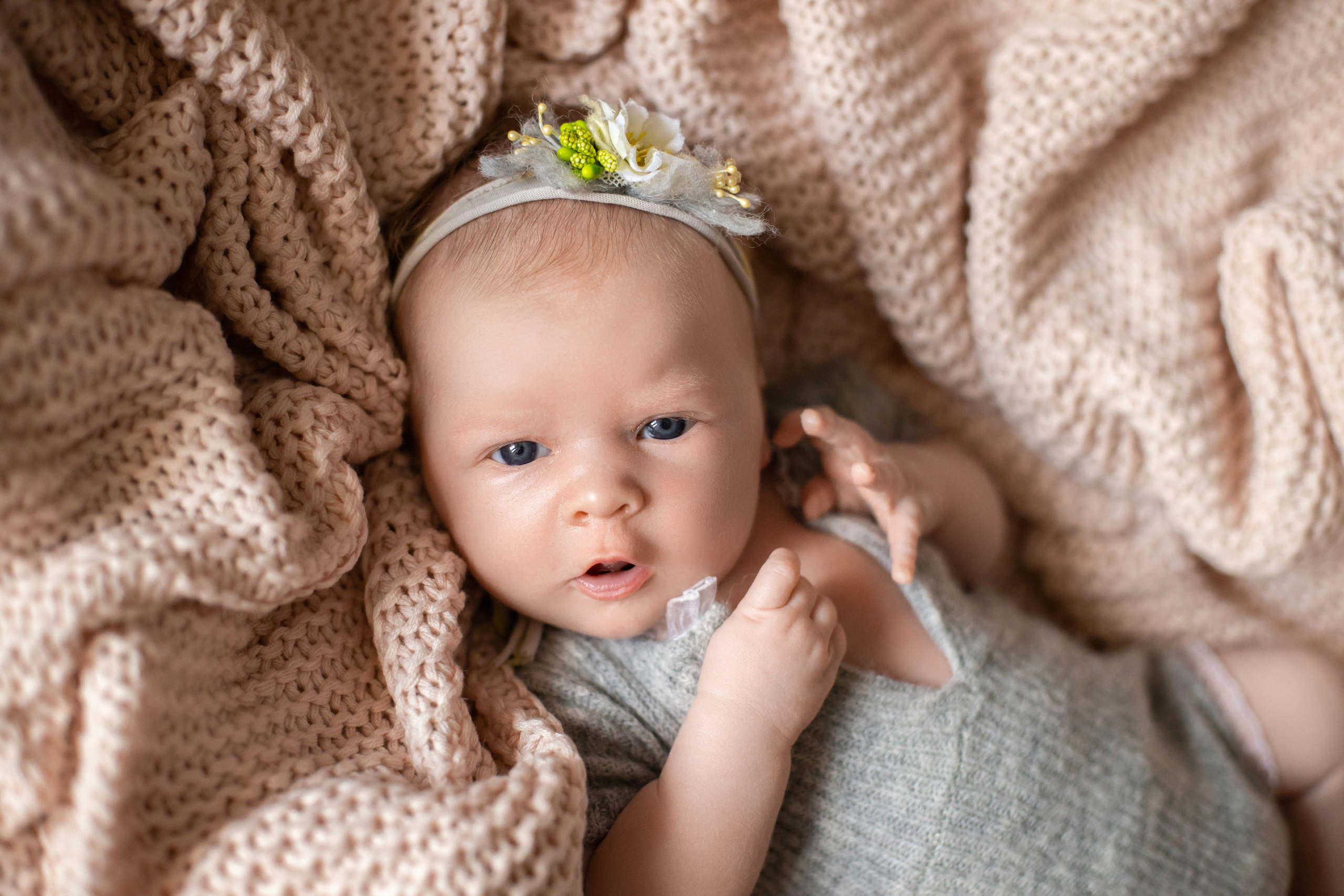 Екатерина 23 дня. Семейный фотограф и фотограф новорожденных в Санкт-Петербурге Алина Фе