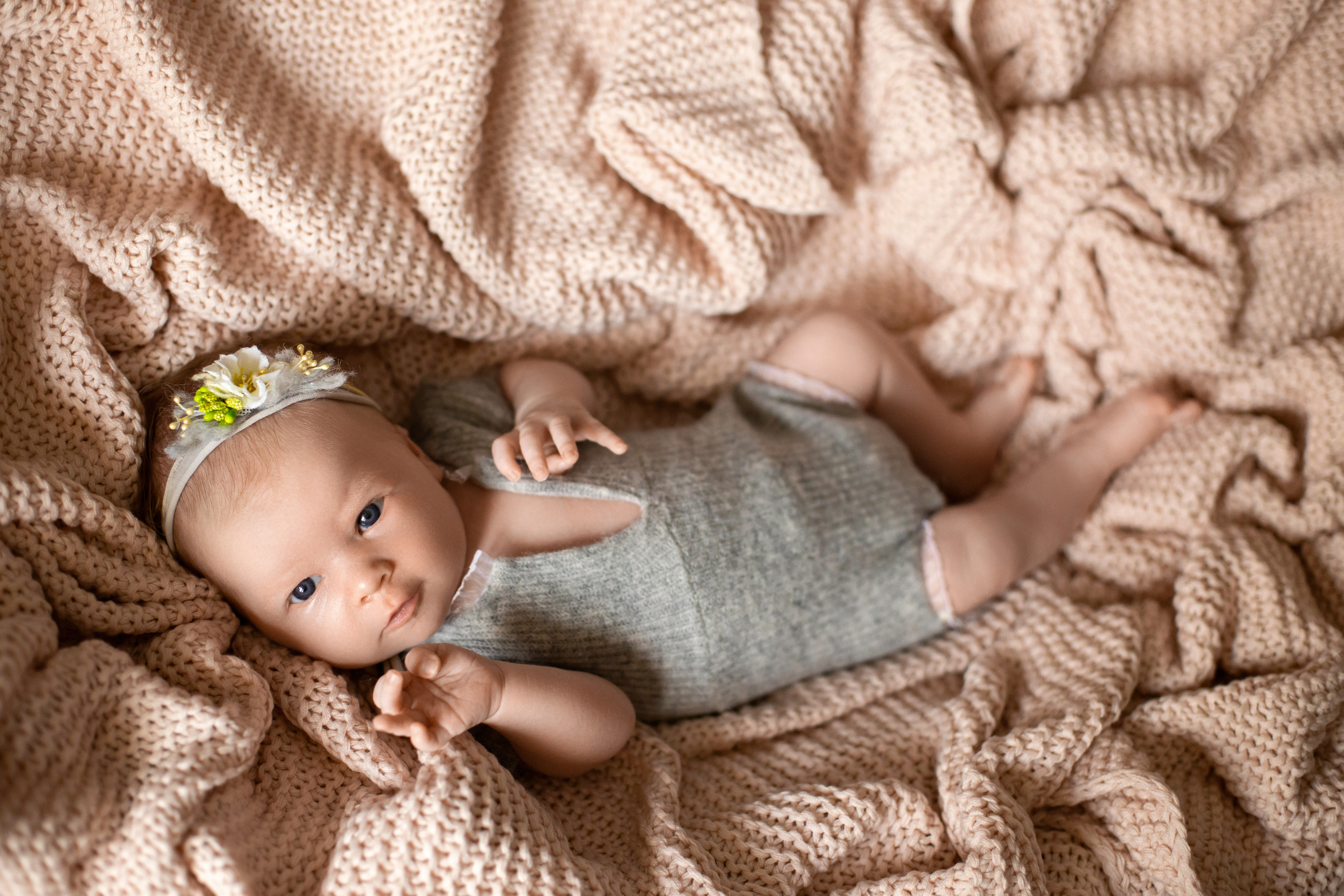 Екатерина 23 дня. Семейный фотограф и фотограф новорожденных в Санкт-Петербурге Алина Фе