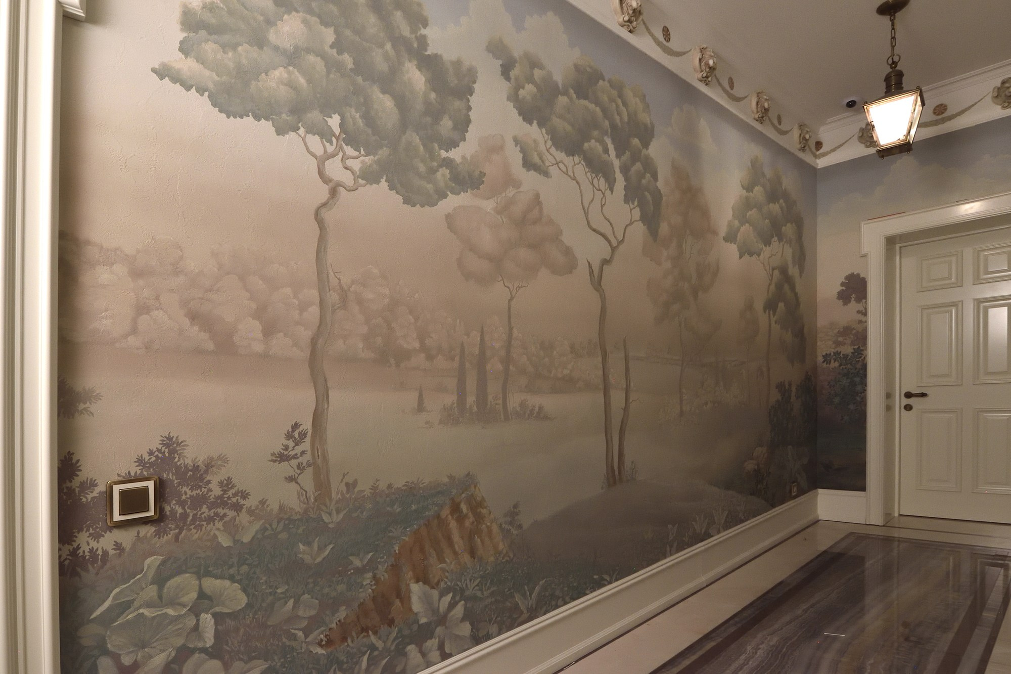 Английская роспись стен