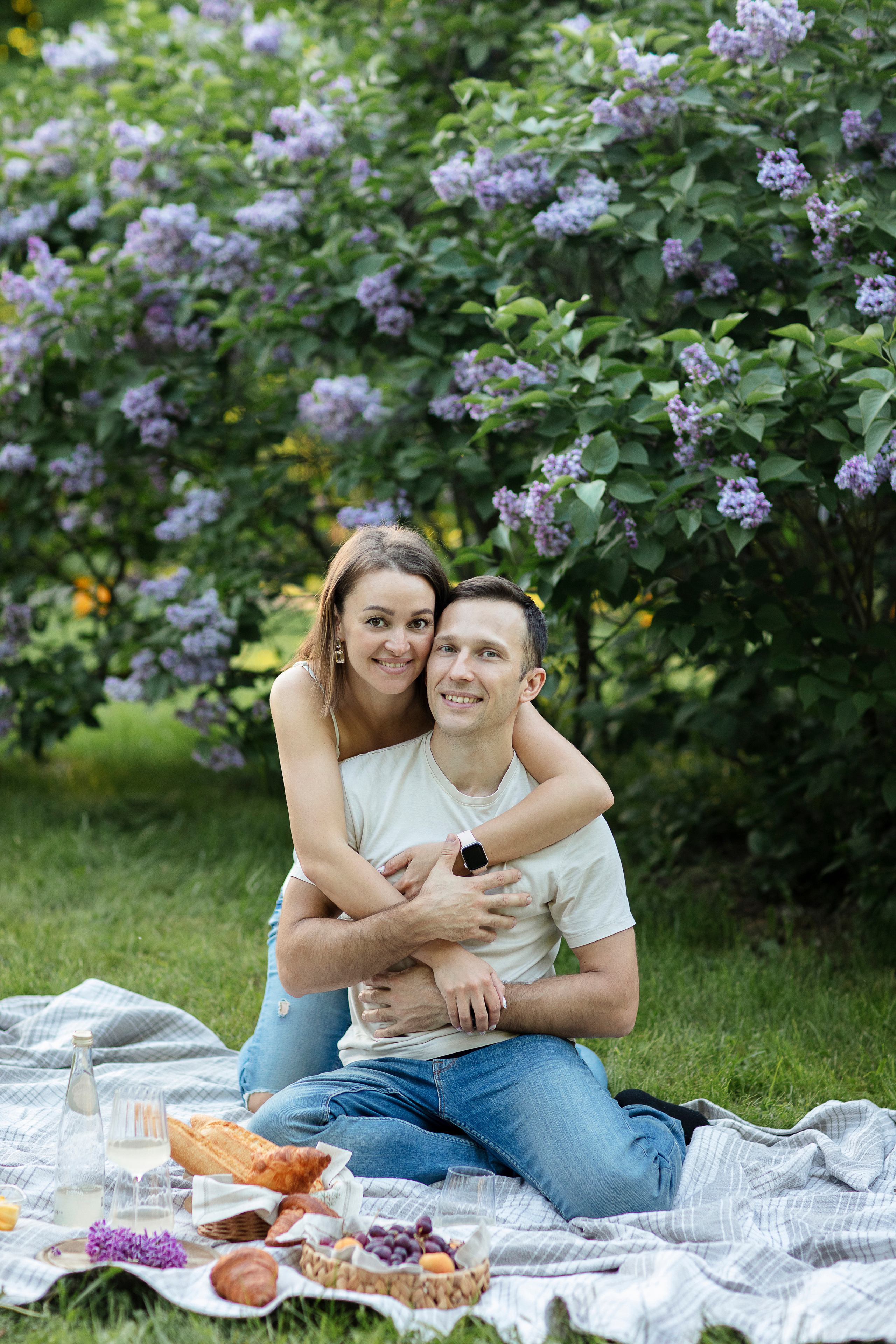 Алия — сирень в Сокольниках. Семейный и детский фотограф в Москве Олеся Маркина