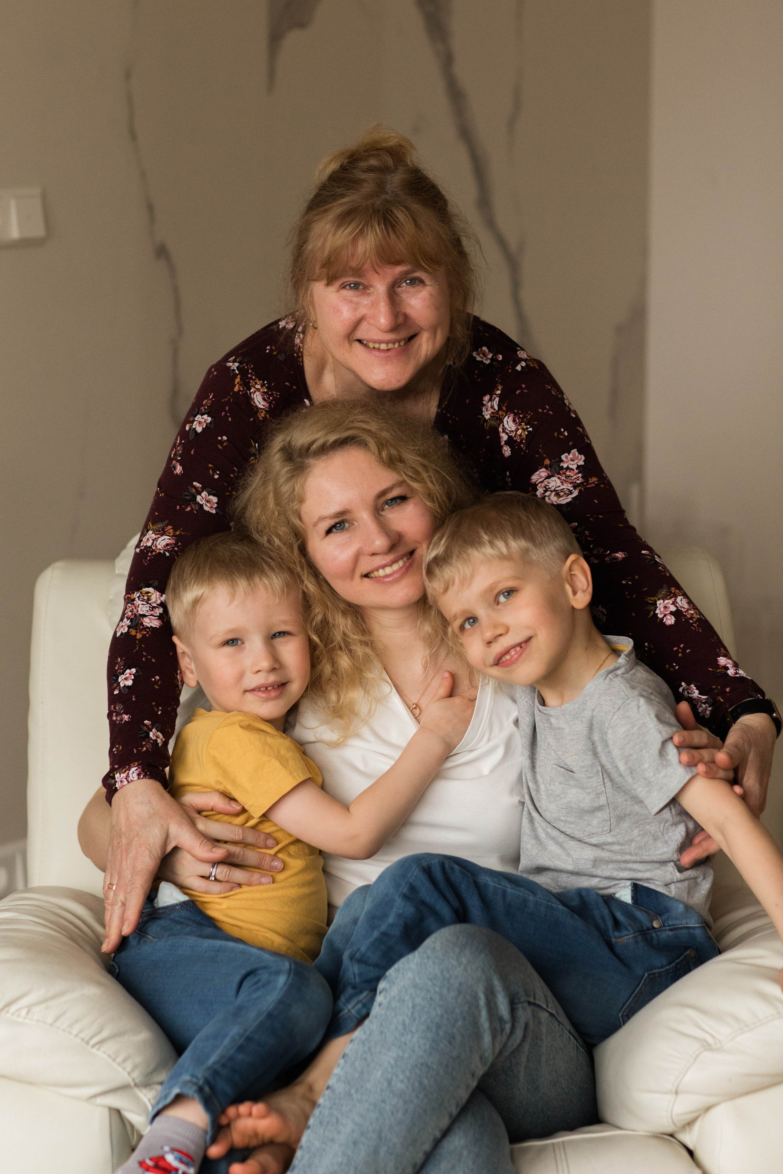 НАДЯ и КОЛЯ — домашняя Пасха. Семейный и детский фотограф в Москве Олеся Маркина