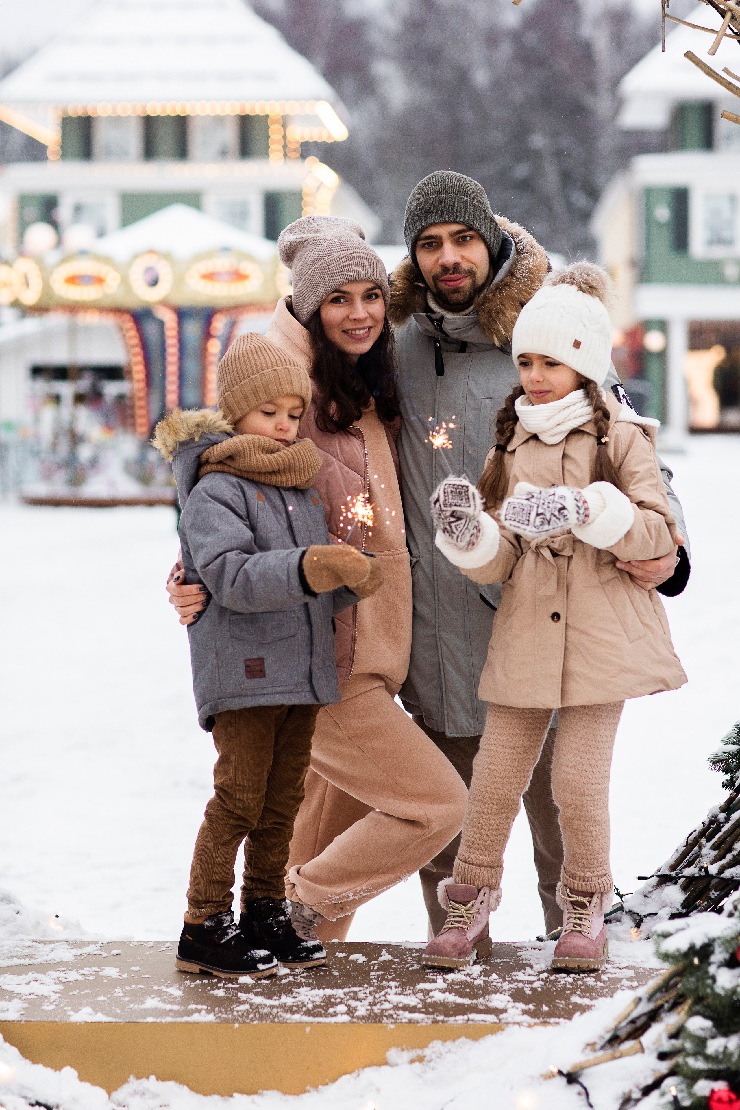 Зимняя прогулка Vnukovo Outlet — Карина. Семейный и детский фотограф в Москве Олеся Маркина