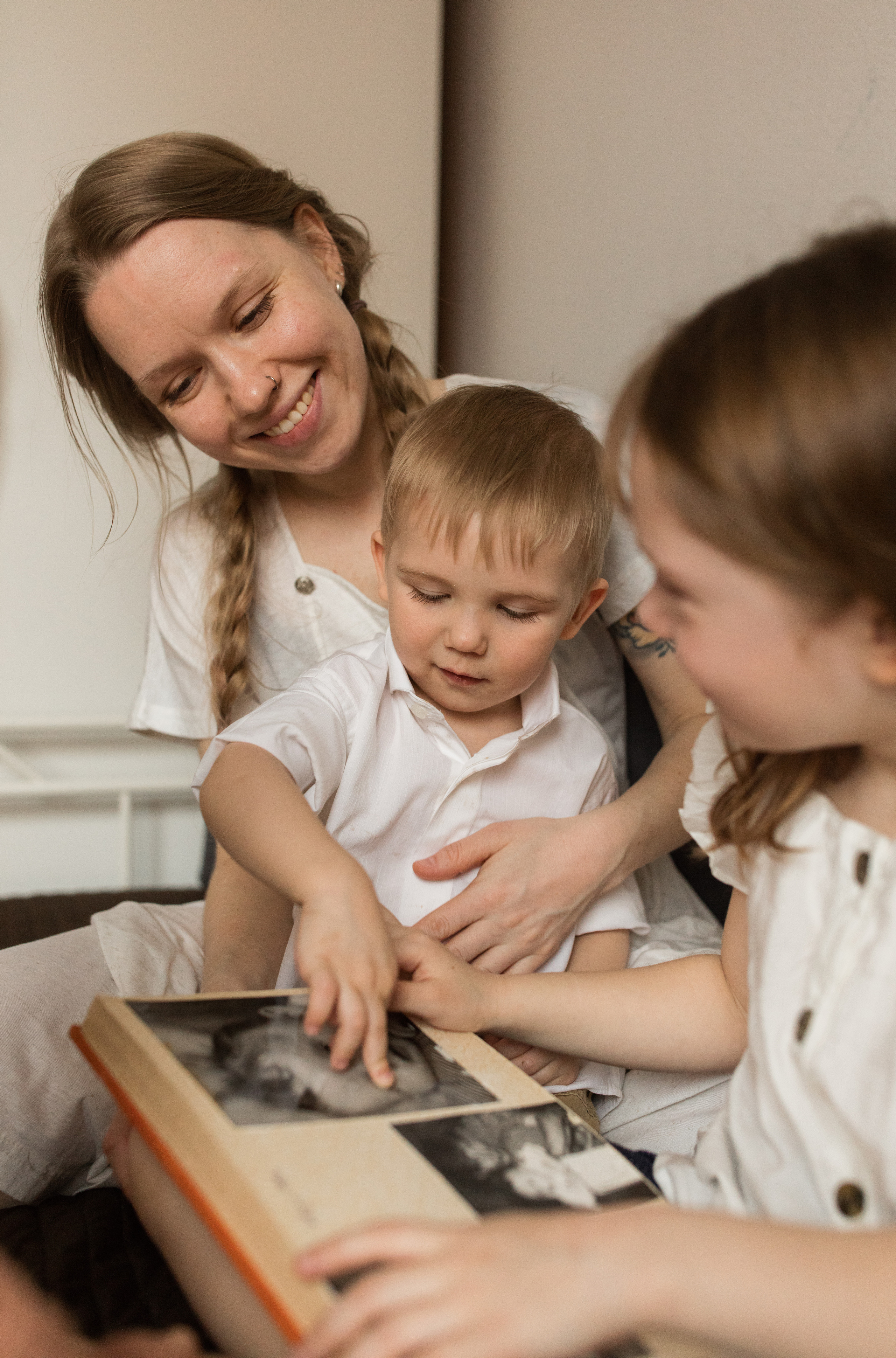 АНЯ — домашняя фотосессия. Семейный и детский фотограф в Москве Олеся Маркина