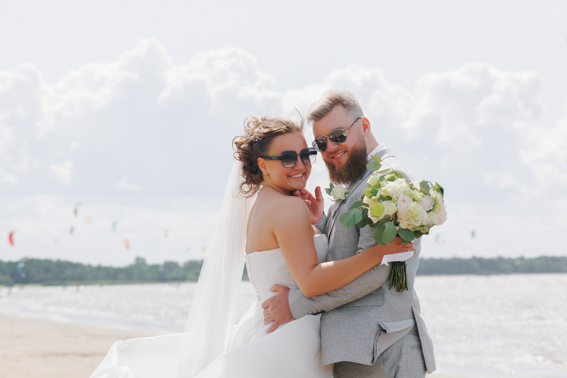 Свадебная фотосессия на финском заливе. Свадебный фотограф СПБ