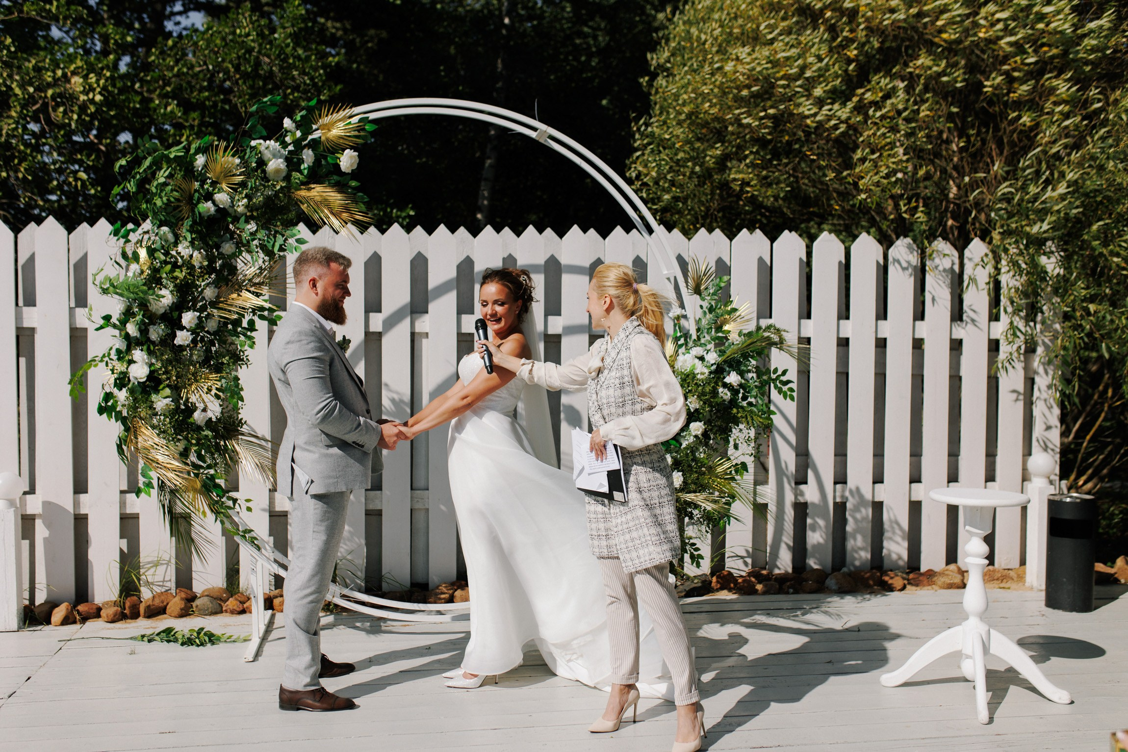 Свадебная фотосессия на финском заливе. Свадебный фотограф СПБ