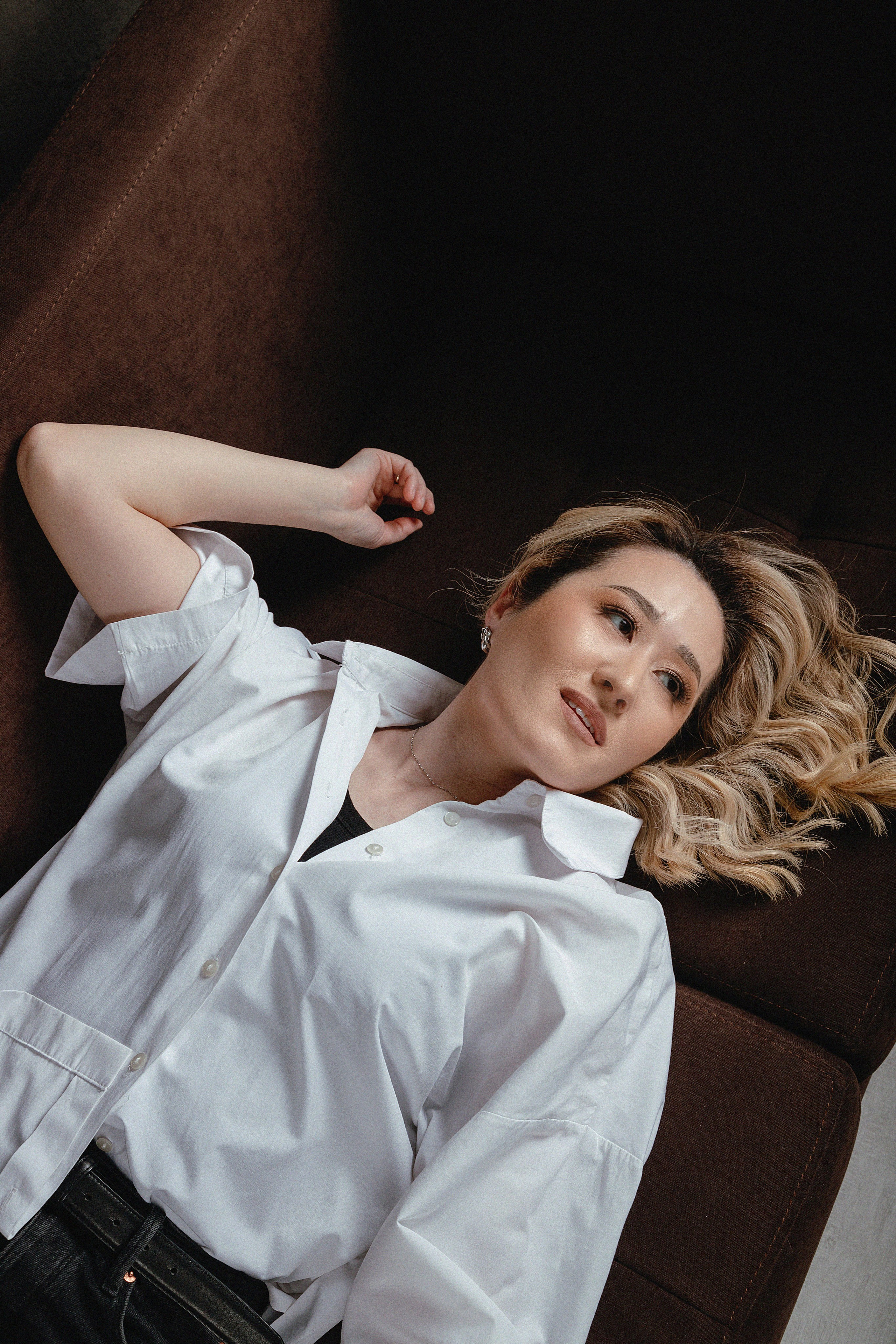 Фотосессия Нурбану в фотостудии LightHub. Свадебный, семейный и портретный фотограф в Алматы, Костанай