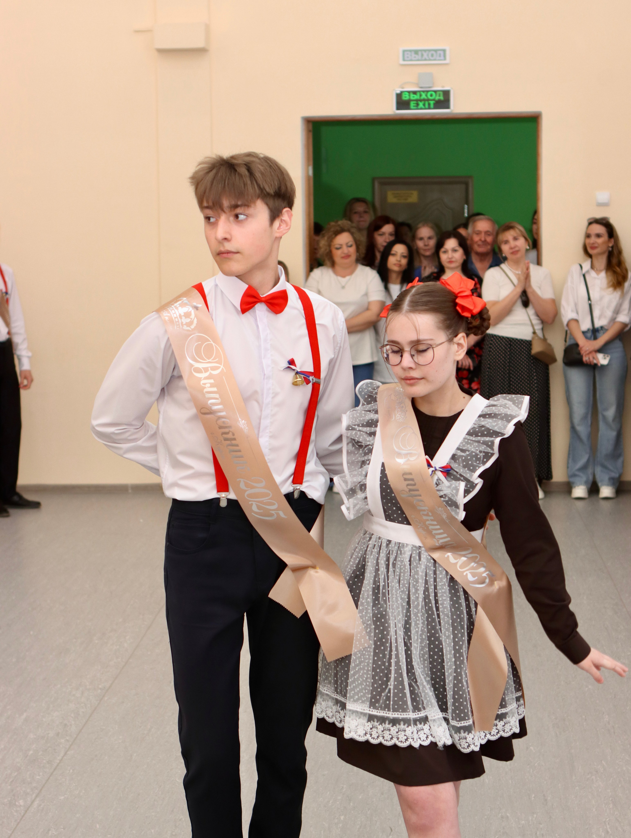 Школьный выпускной. Фотограф в Курске Смирнов Евгений