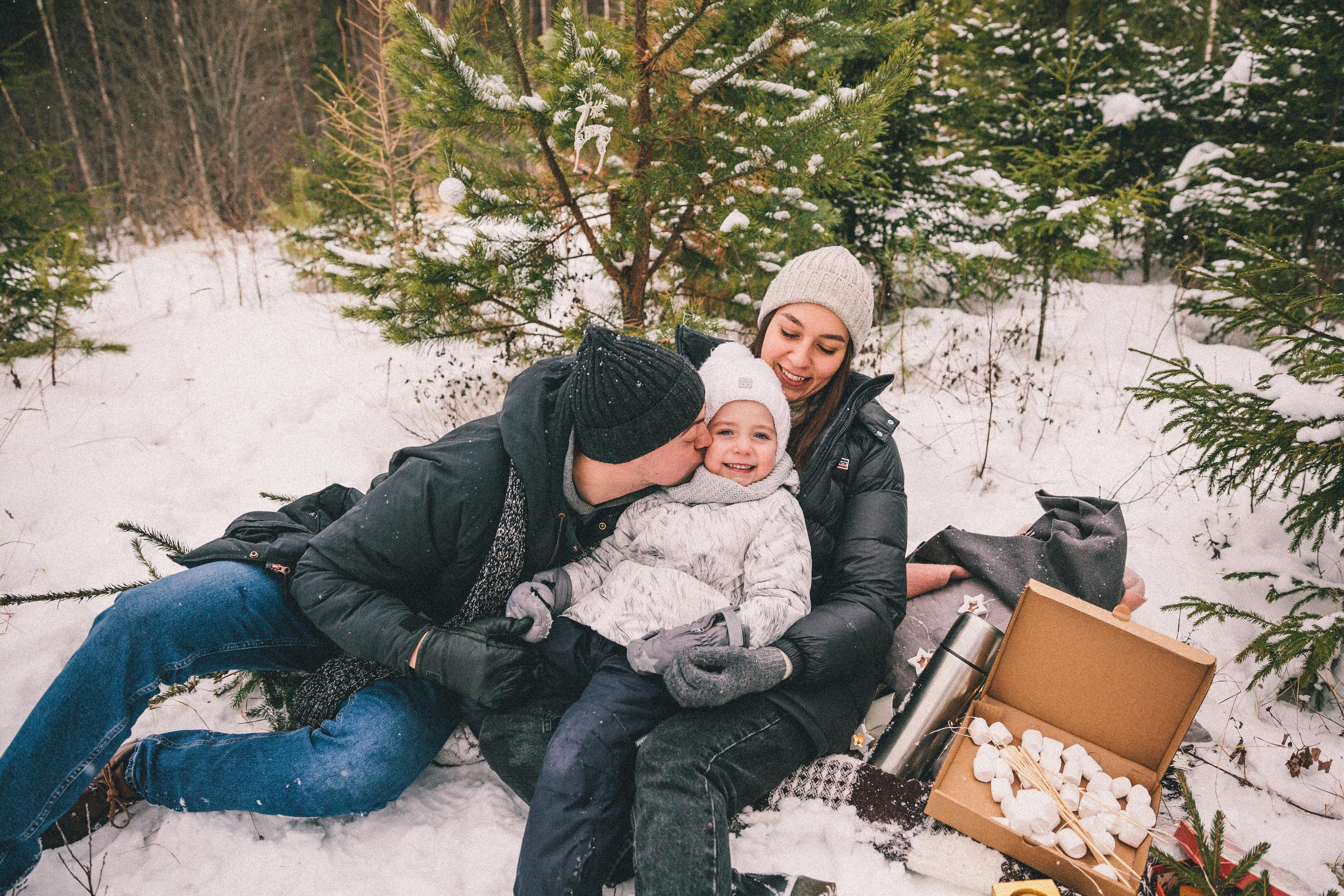 Снег под ногами, снег под снегом. Фотограф в Екатеринбурге Аня Валенок