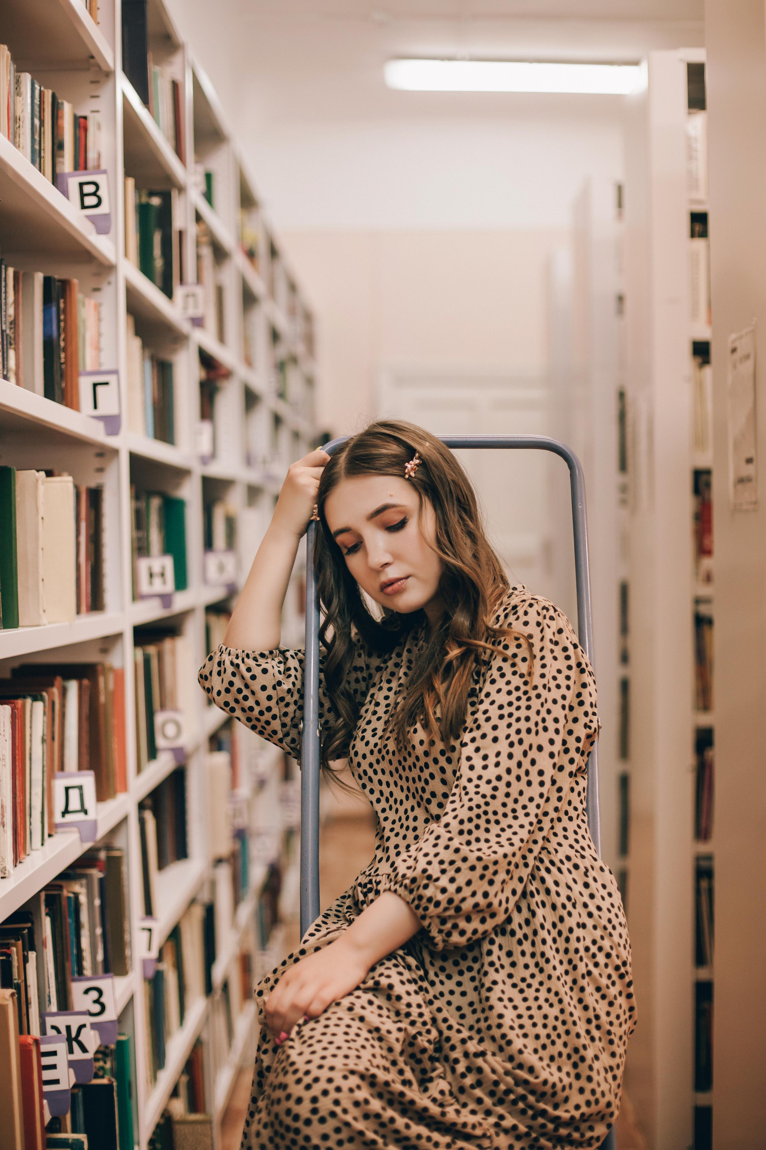 Книжный вор. Фотограф в Екатеринбурге Аня Валенок