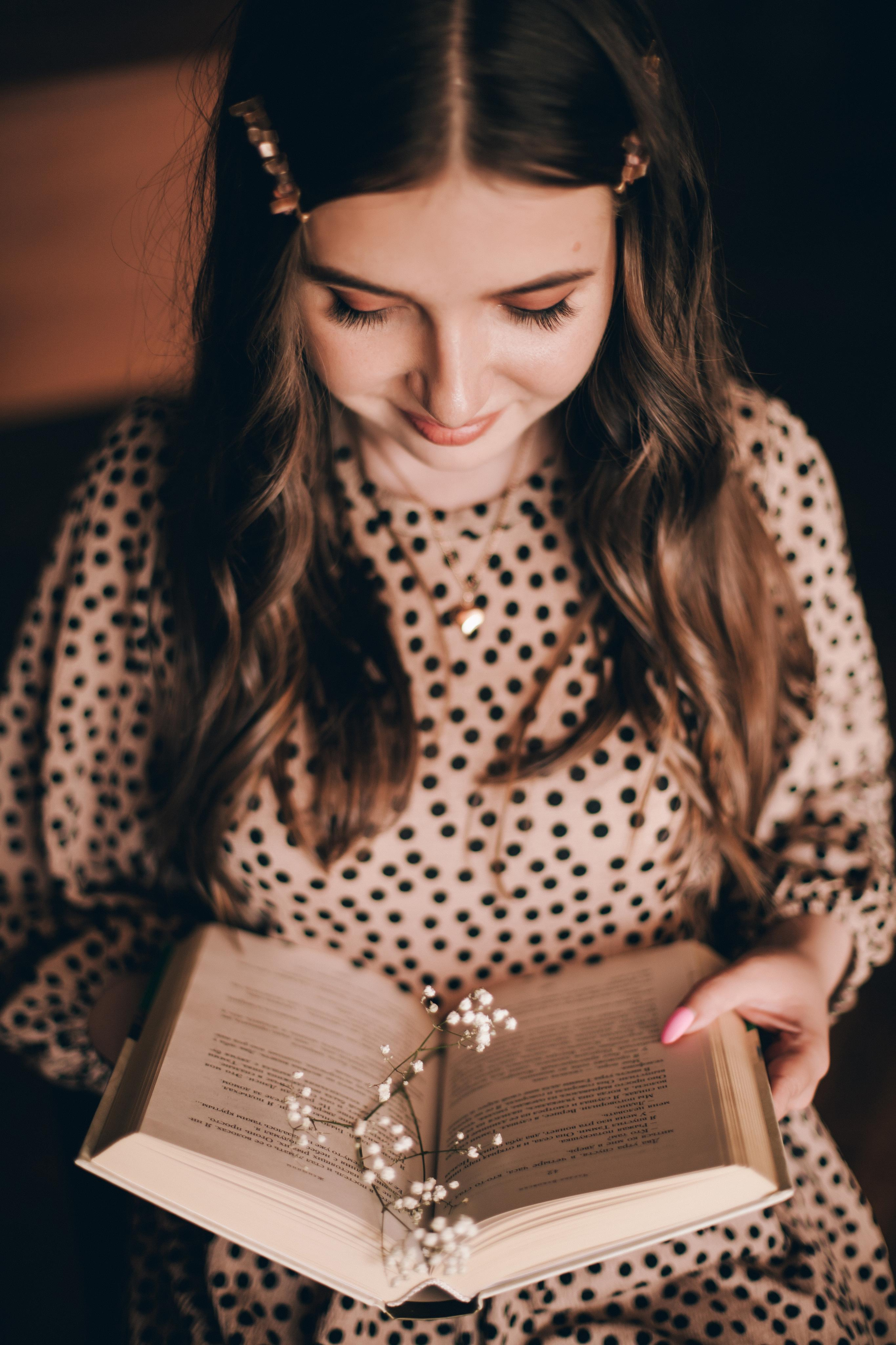 Книжный вор. Фотограф в Екатеринбурге Аня Валенок